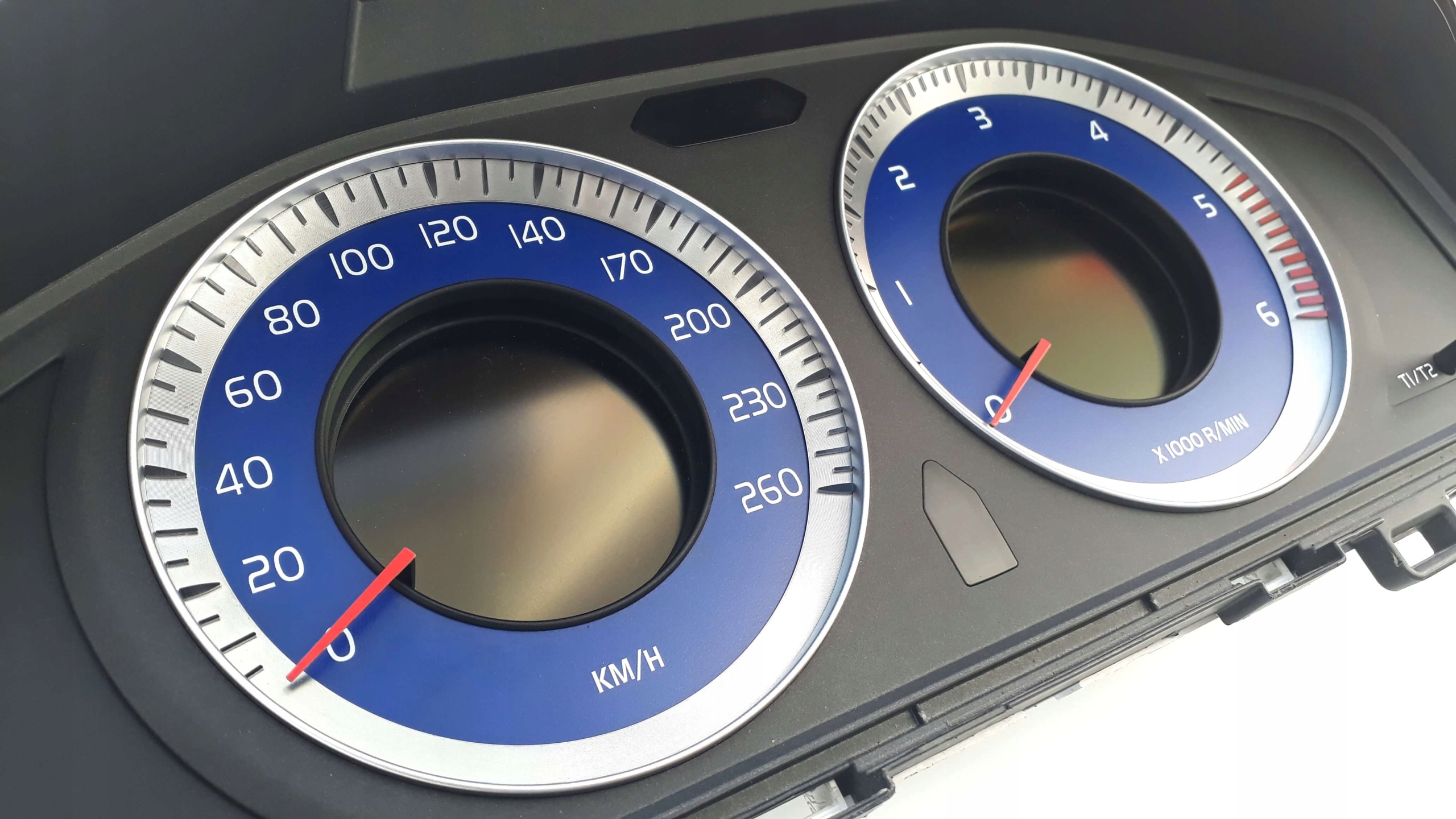 Volvo S60 V60 XC60 zamiennik tarcz jak R-Design Producent inny