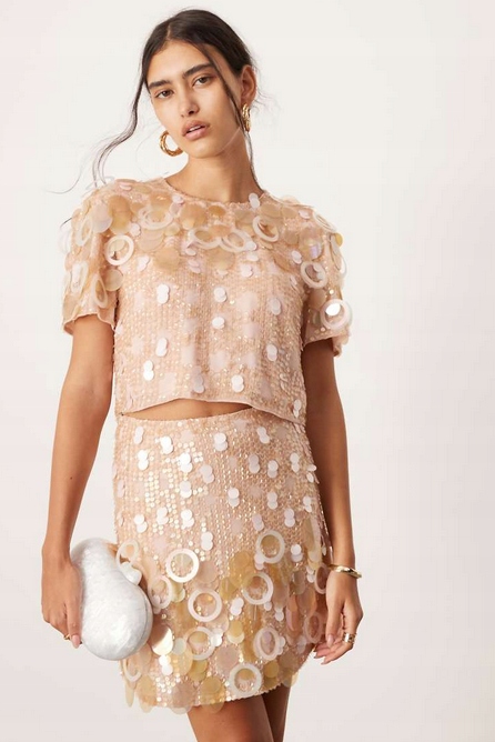 Zdobený Krásný Flitrový Koktejlový Komplet Se Střapci Edition 44 XXL