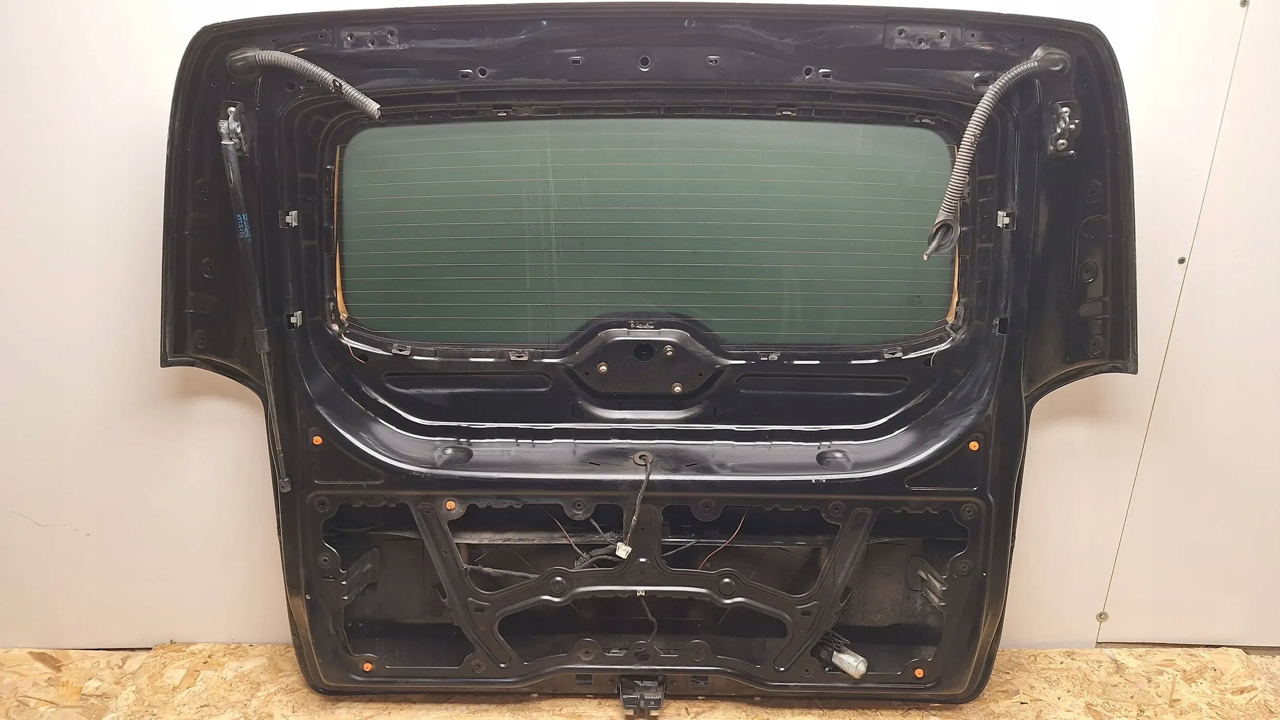 boot door Mercedes Vito W447 14