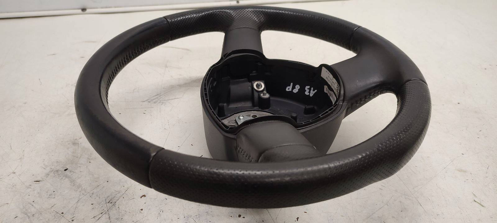 lenkrad Audi A3 8P LIFT 3D 1,6 FSI