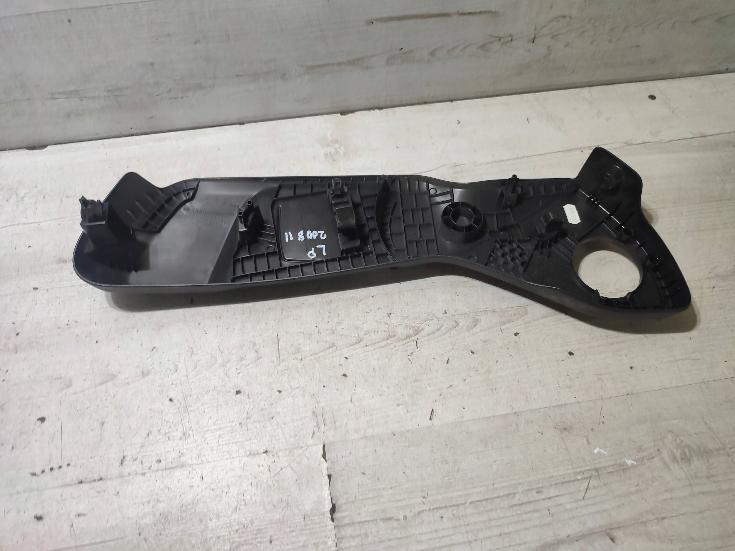 Peugeot 2008 II 2020 front side left side seat side