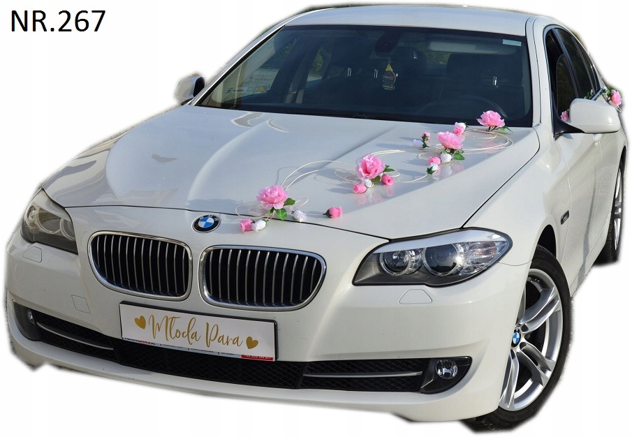 Na Floristické přísavce je dekorace na auto 267