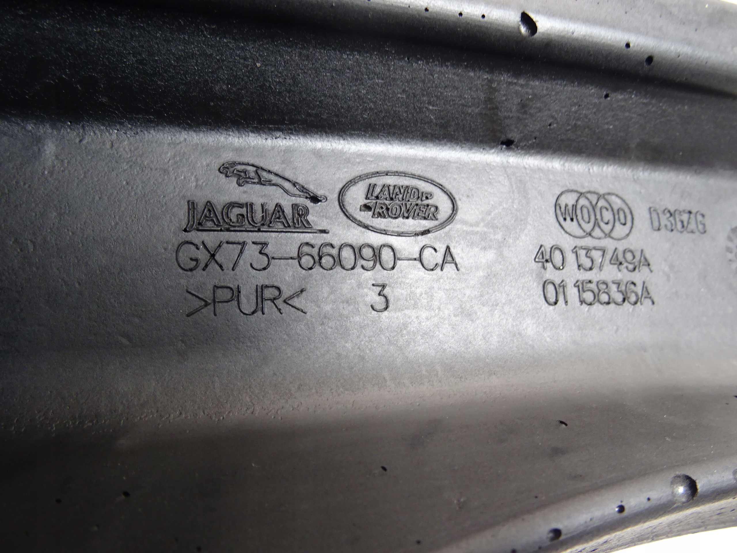 jaguar XE 2.0 d защита Изоляция термичный Двигателя GX73-66090-CA 2015-24