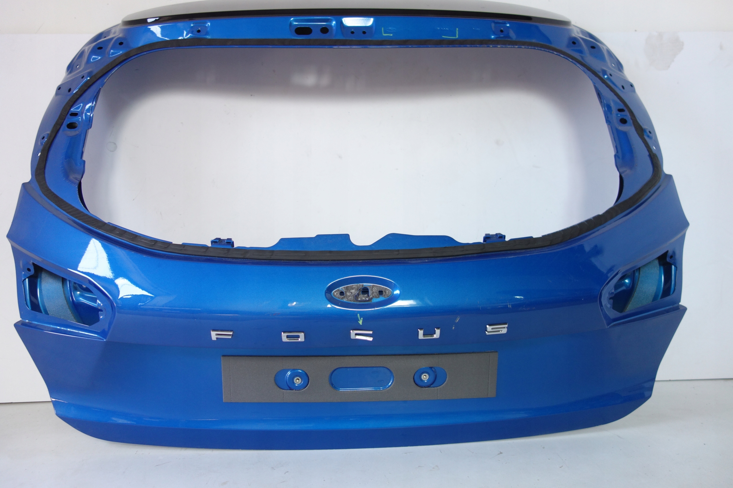 KLAPA BAGAŻNIKA FORD FOCUS MK4 HB 18- NIEBIESKA