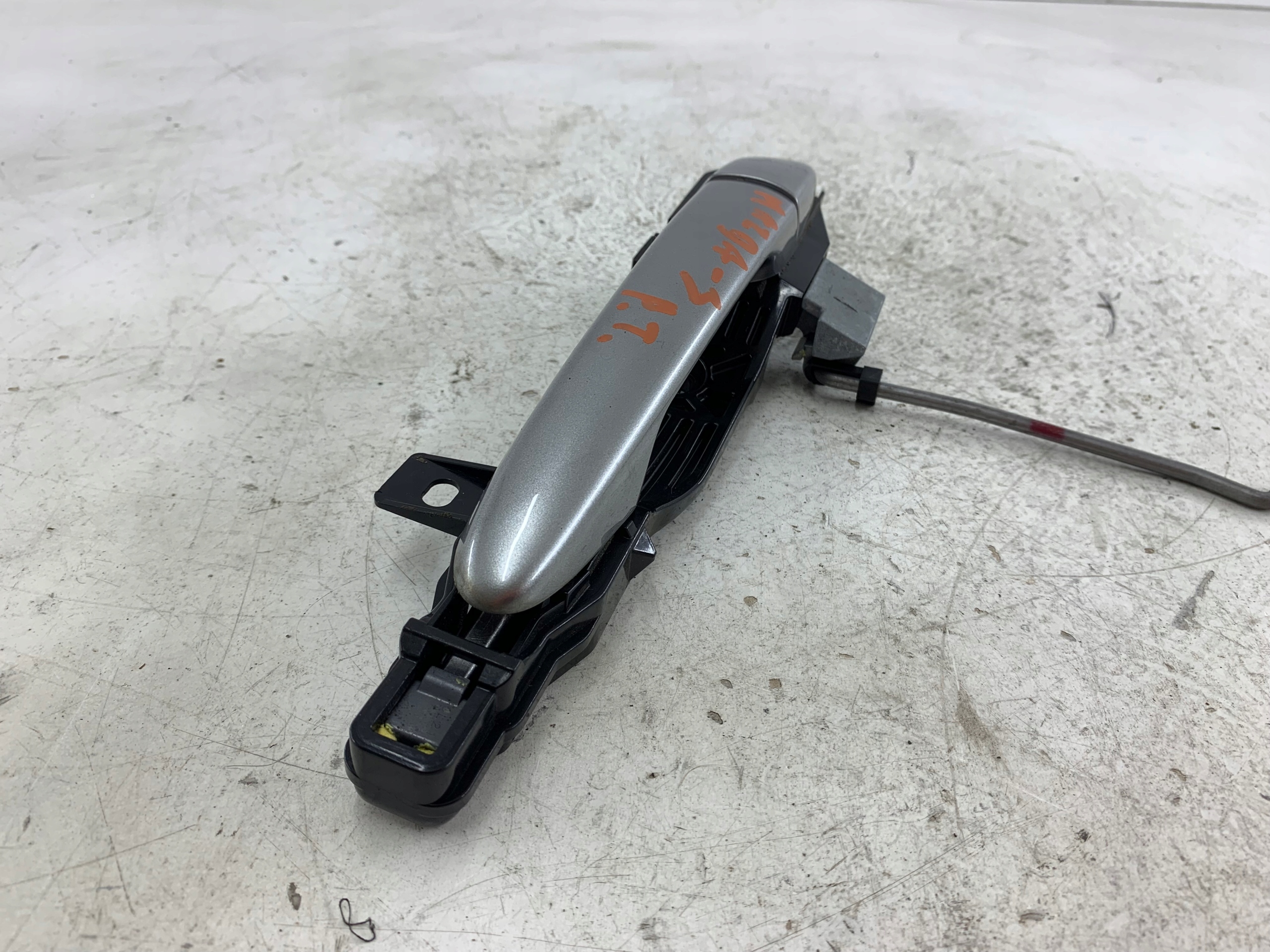 MAZDA 3 II BL handle exterior right rear part SREBRNA