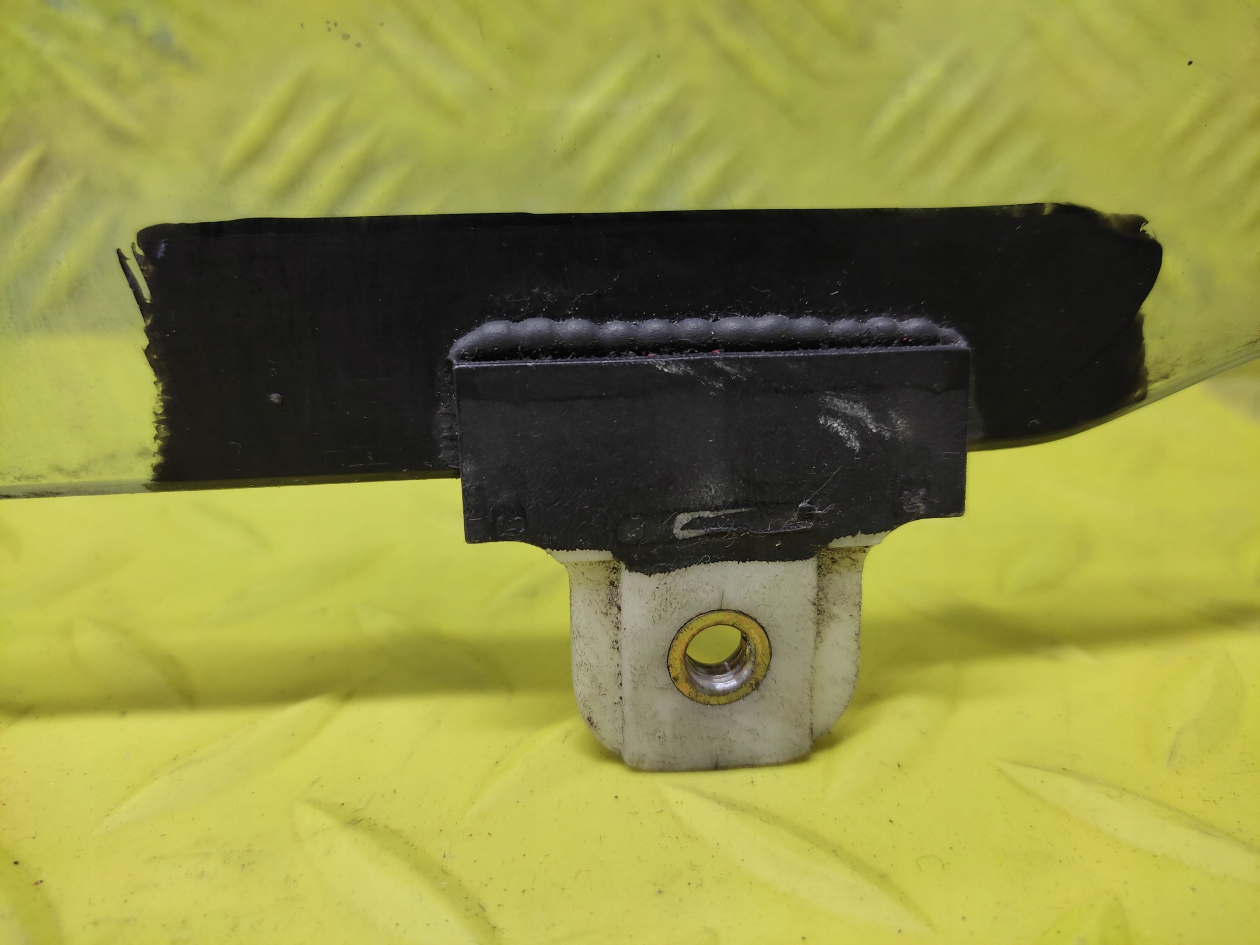 DAIHATSU YRV window door right rear part