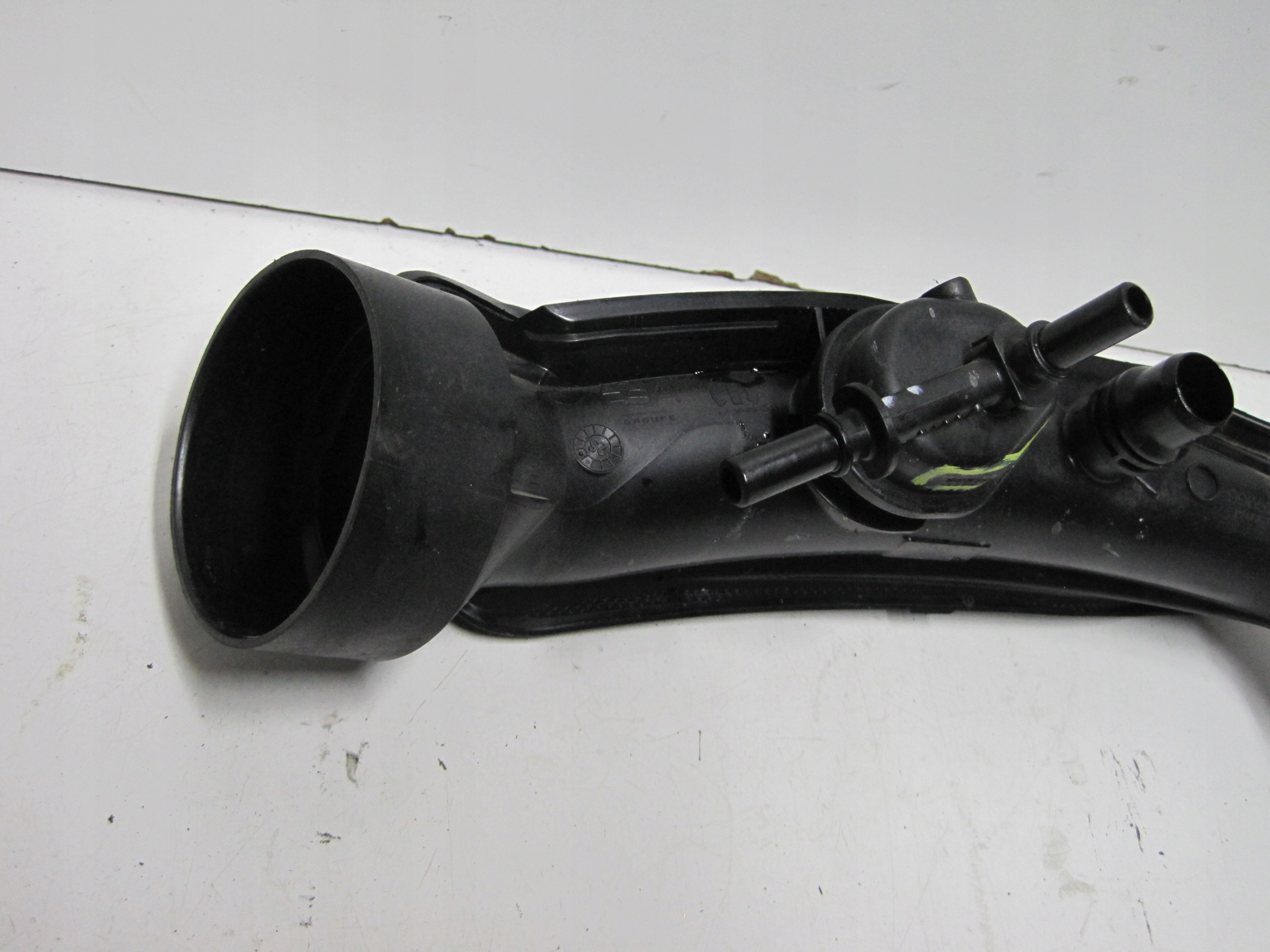 pipe dolotowa Opel Corsa E JEEP AVENGER 9851983780
