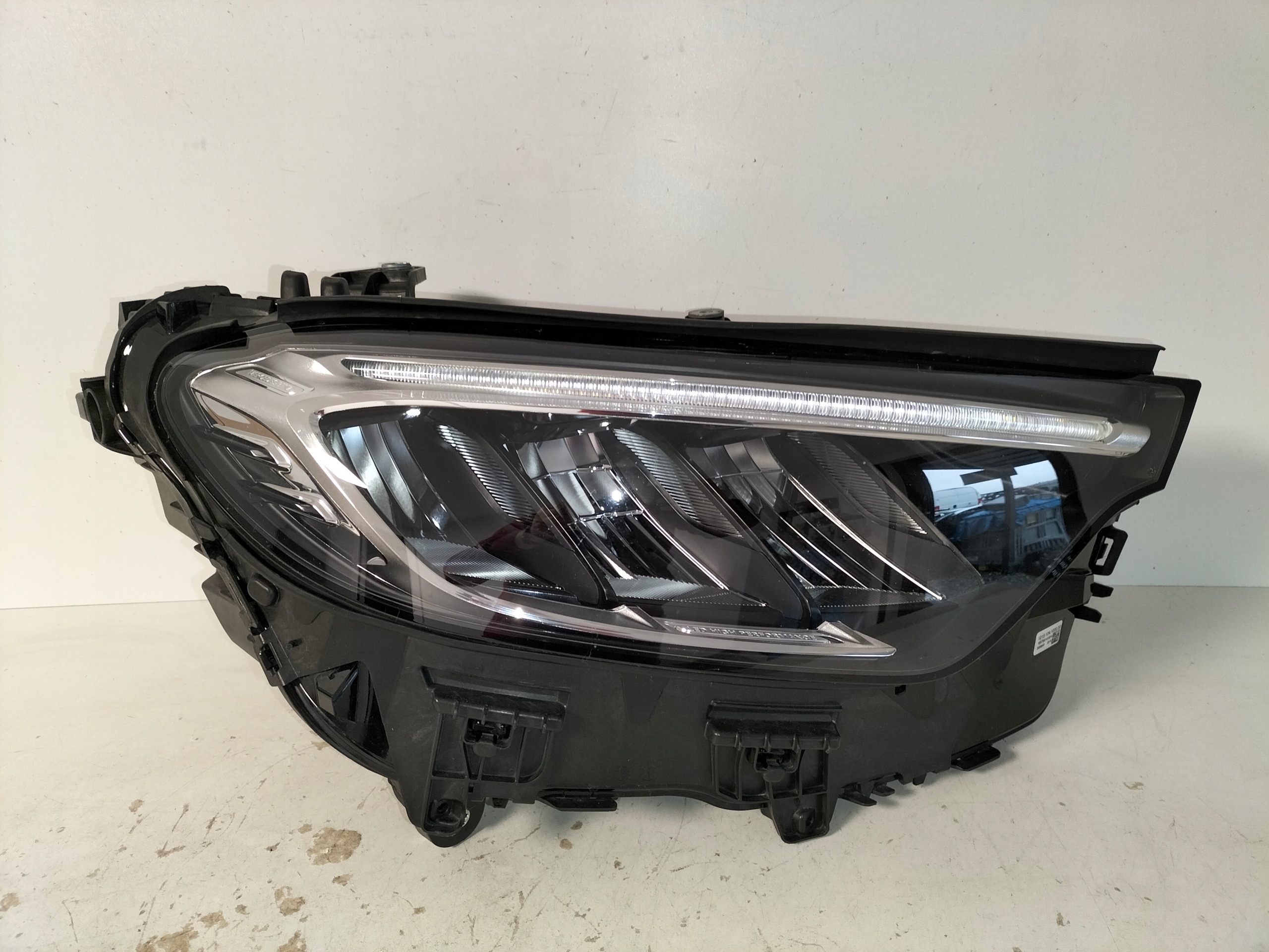 light front reflektor right MERCEDES GLC X254 22- FULL LED HIGH PERFORMA