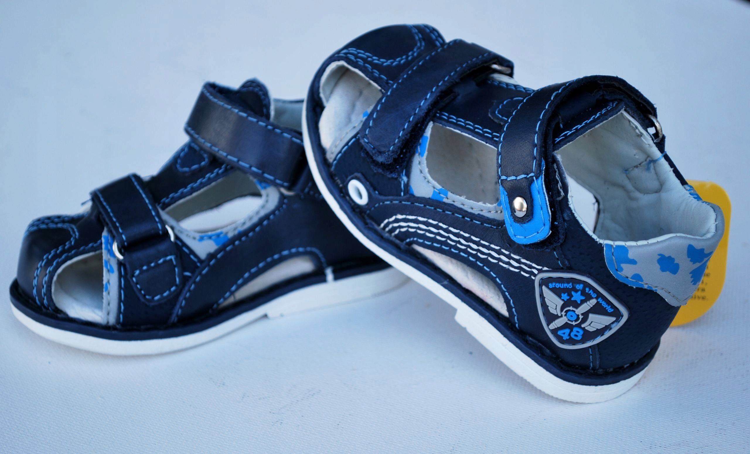 Sandałki 100% skóra, obcas THOMASA r 24 / 15cm Kolor wielokolorowy