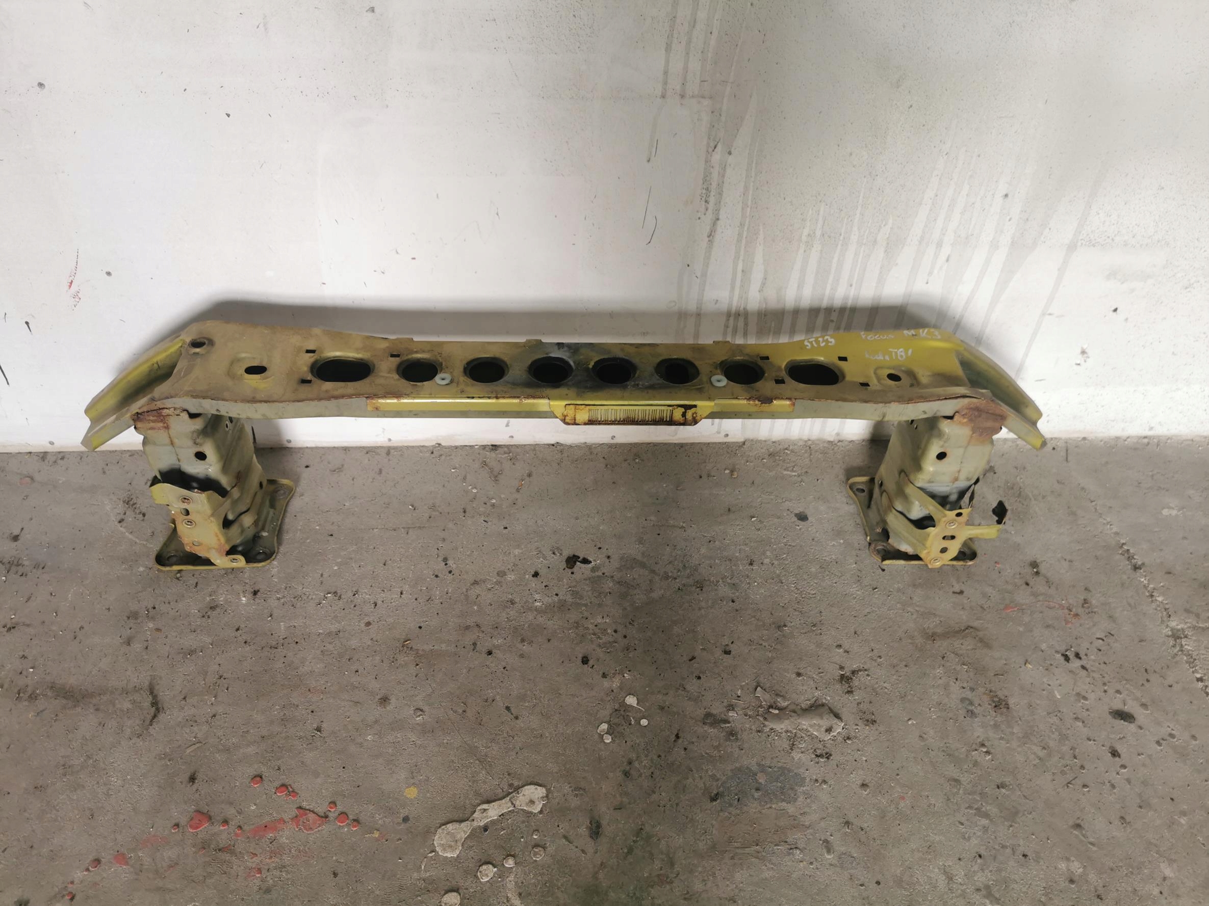 Stoßstangenträger vorne FORD FOCUS MK3 11-18 TB