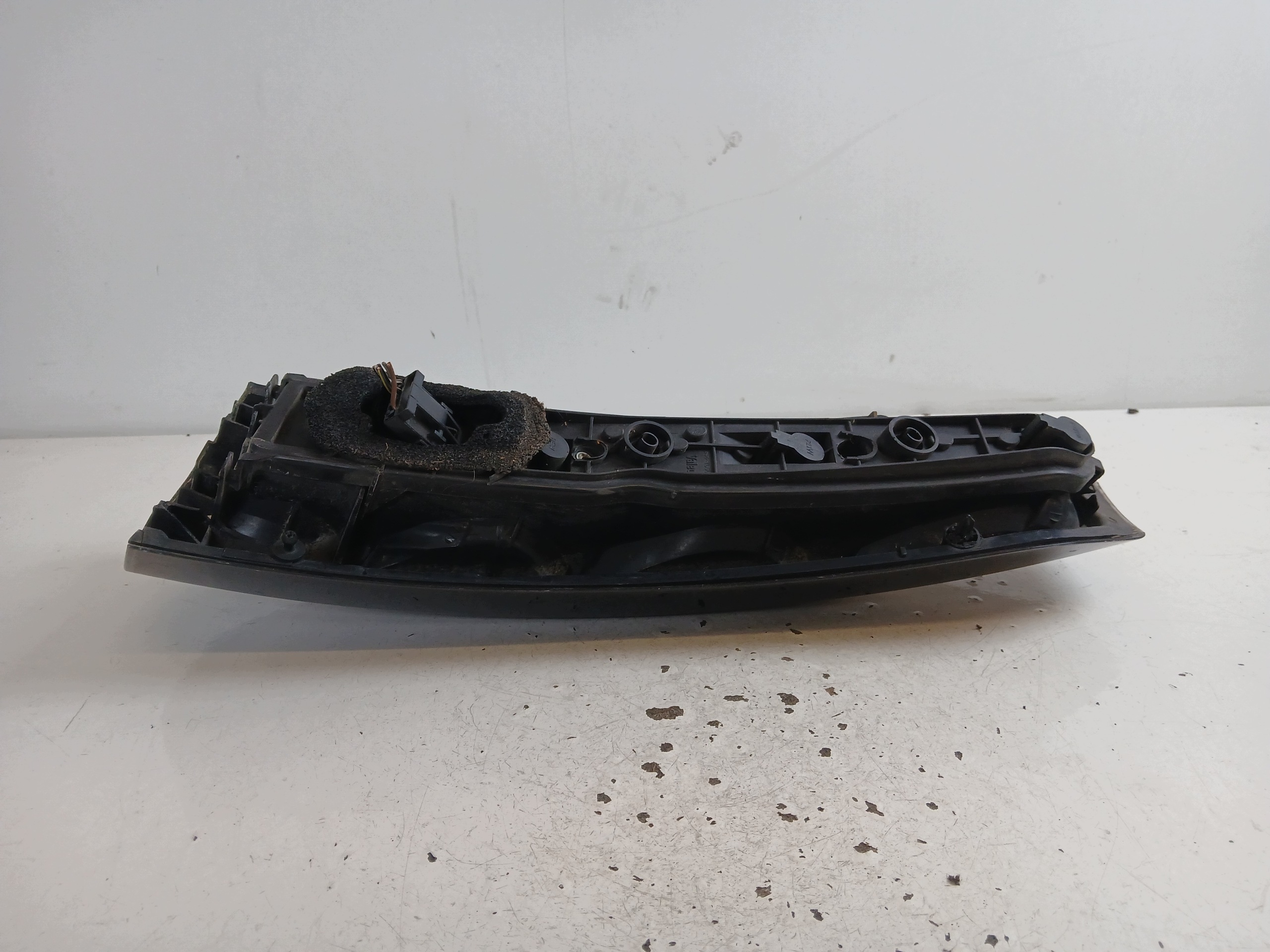 OPEL MERIVA A LIFT light left rear part