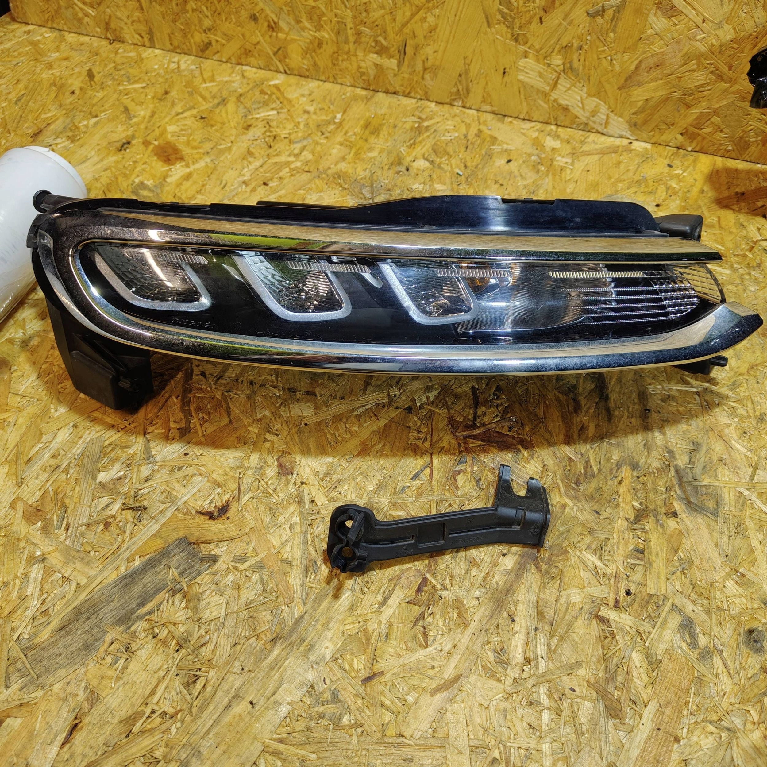 daytime running lights front side right Citroen C3 Aircross 9822790280