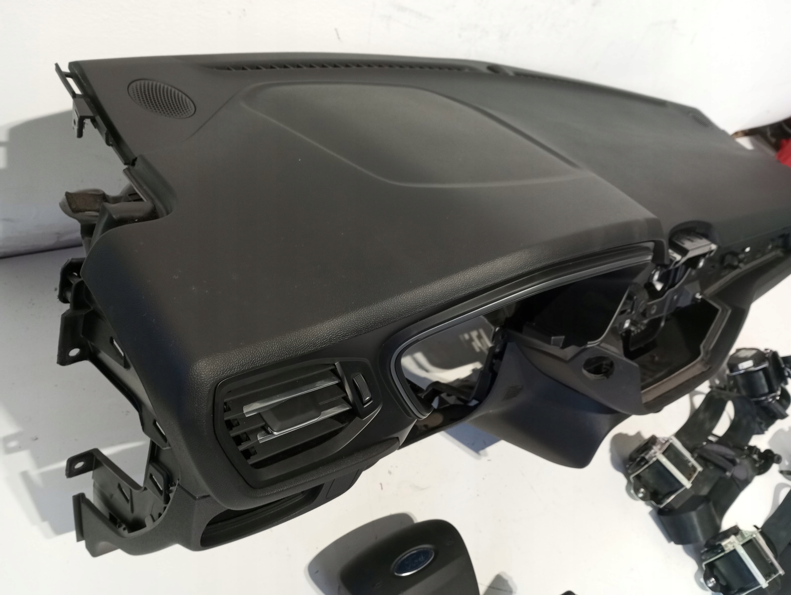 dashboard FORD FOCUS MK4
