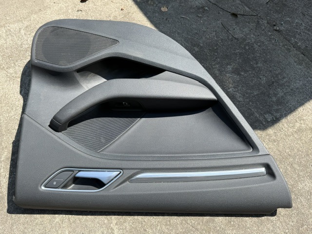 AUDI A3 8V sedan side door upholstery left rear part