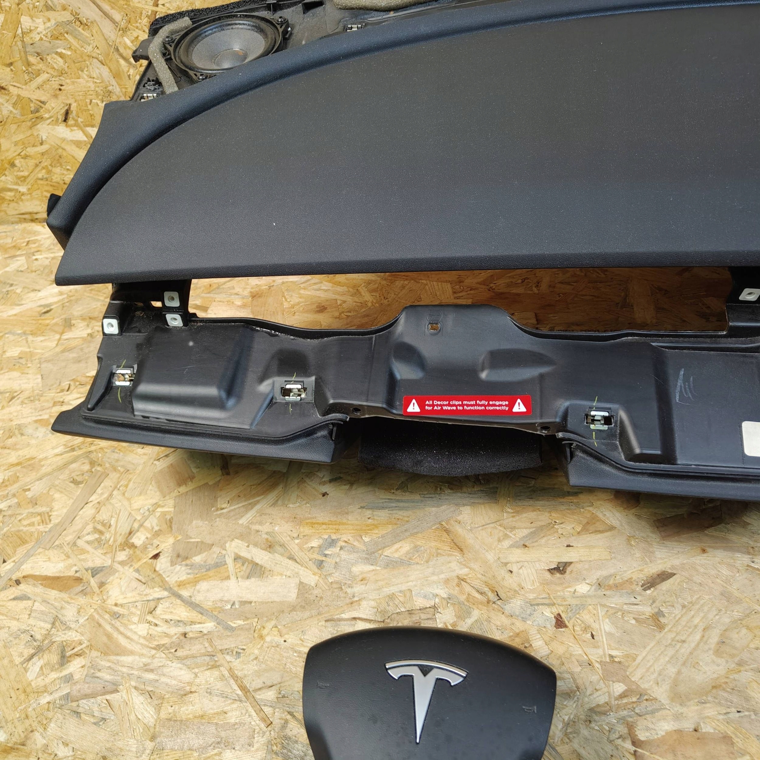 dashboard instrument panel Komplet Tesla Model 3 tension belts airbags
