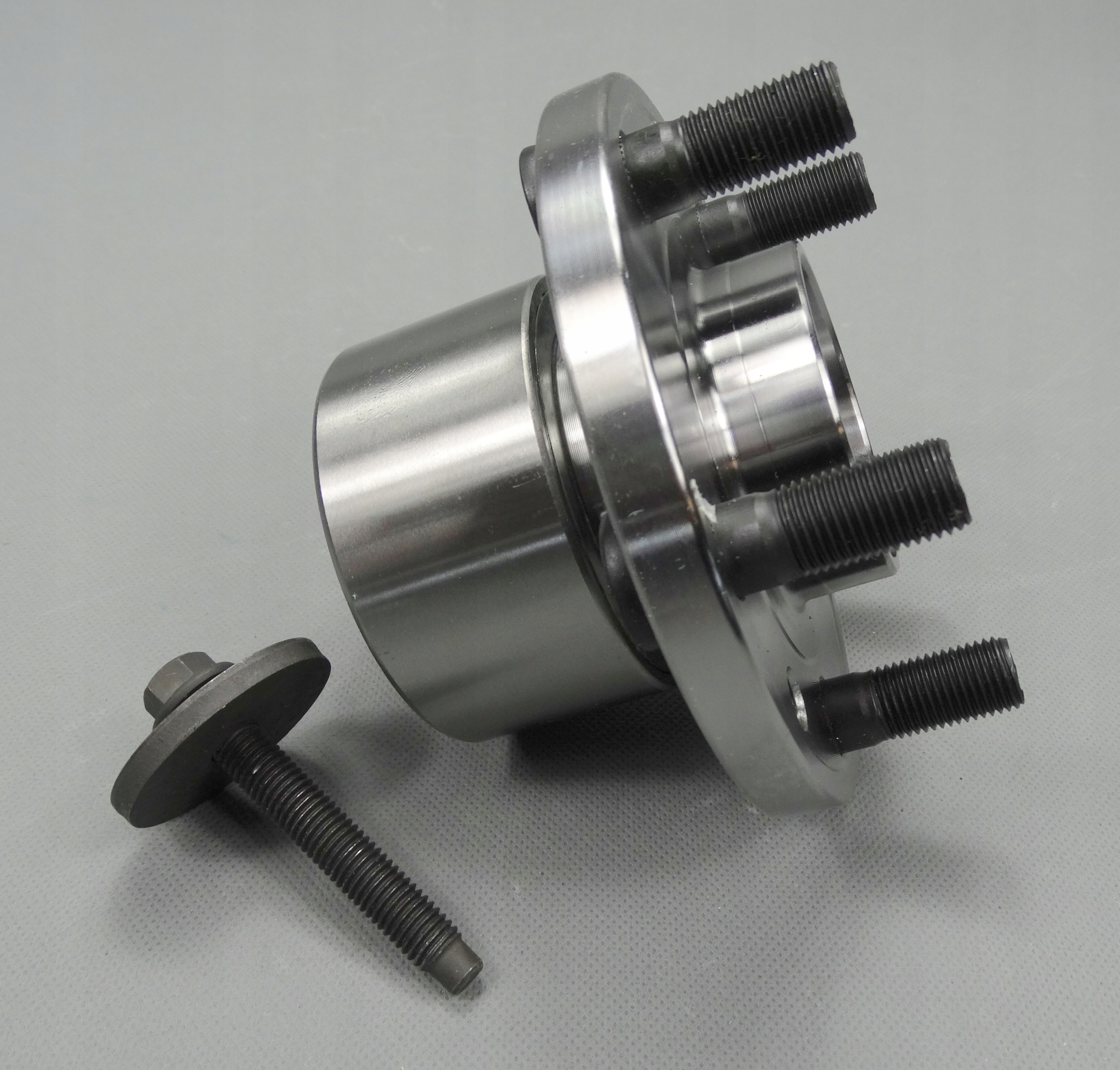 PIASTA Z LOZYSKIEM KOLA PRZOD FORD GALAXY S MAX Part number 4102056