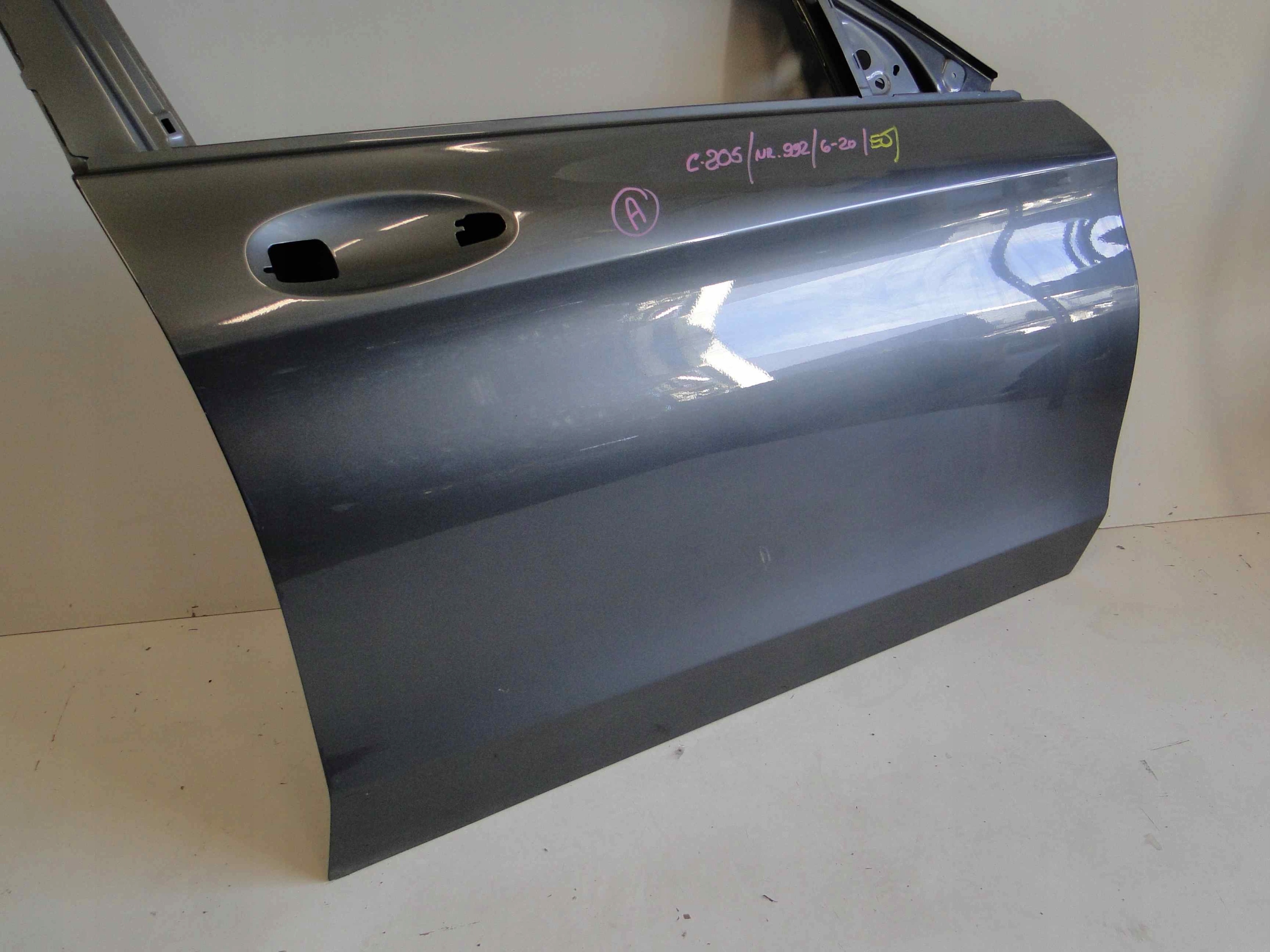 MERCEDES C KLASA W205 205 DRZWI PRAWE PRZEDNIE Producent części Mercedes-Benz OE
