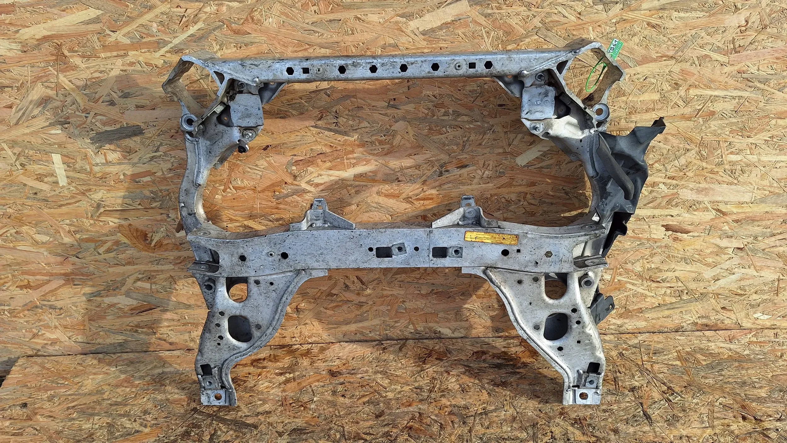 axle beam subframe axle beam front BMW E81 E87 E90 E92 E93 X1 E84