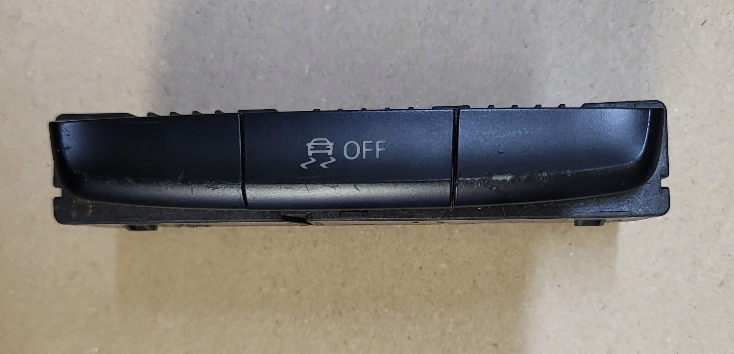 switch button PANEL ESP TRAKCJI AUDI A4 B8 8K A5 8T 8K0959673F OE EU
