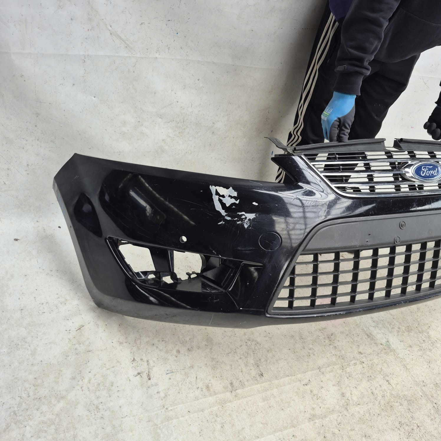 FORD MONDEO IV 4 MK4 07-10 bumper front front PDC