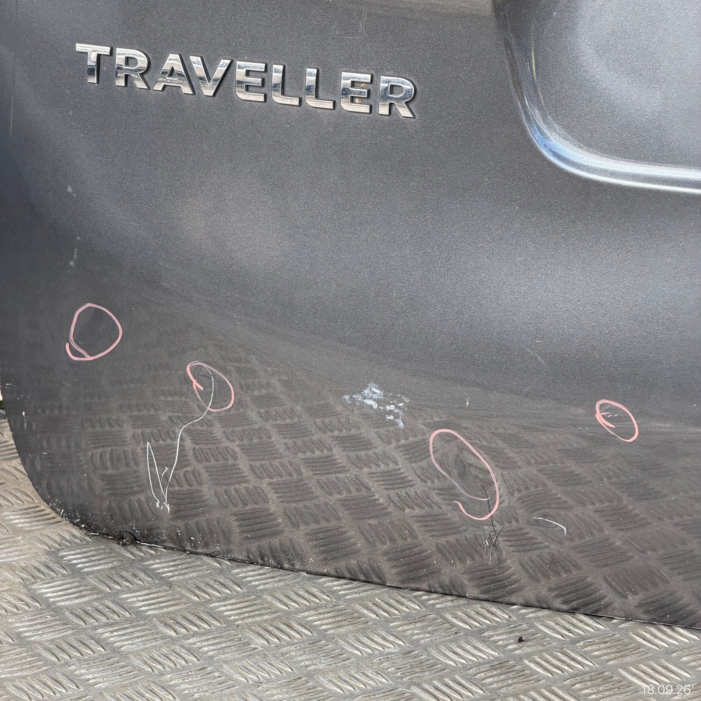 boot doors complete PEUGEOT TRAVELLER 2016 ROK KAMERA