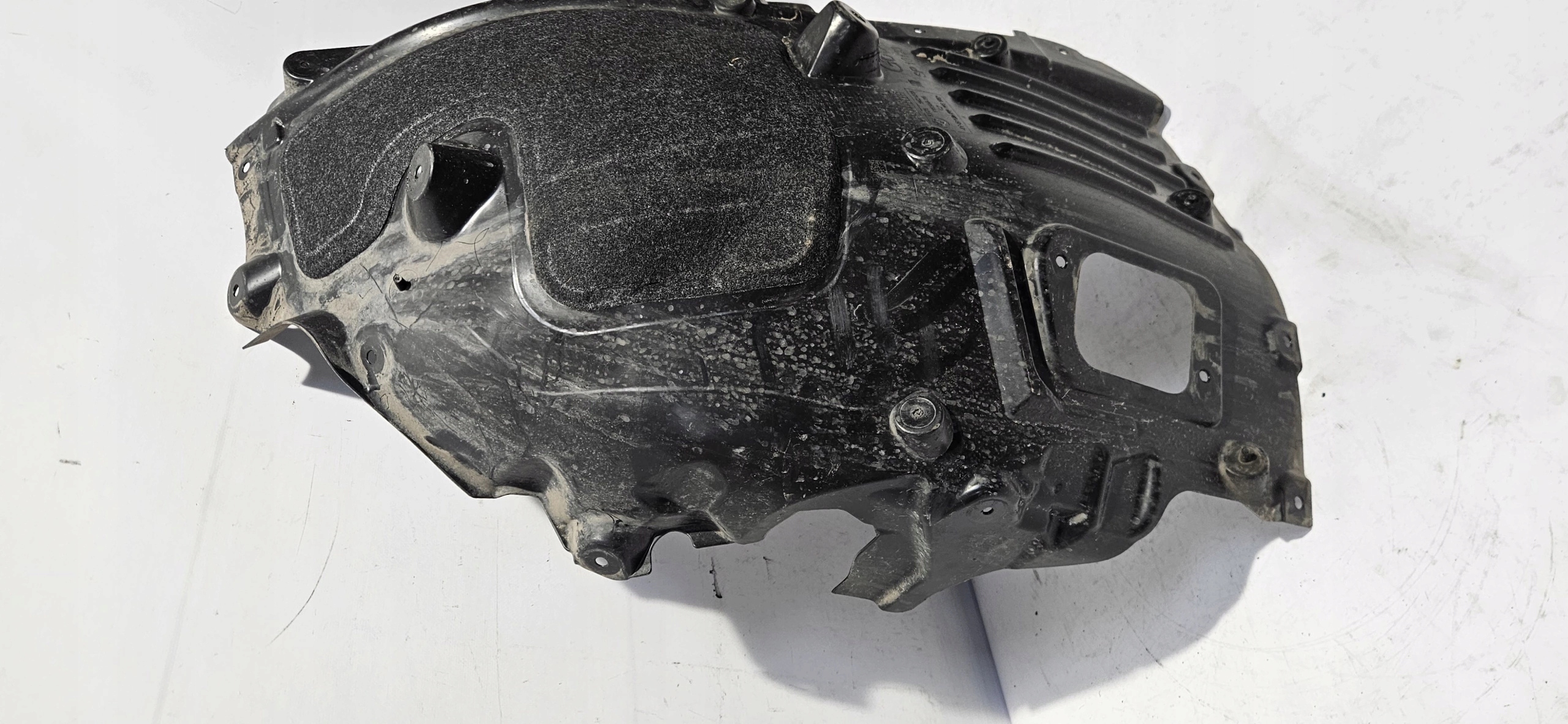 mudguard left front BMW 5 G60 G61 original 9621235