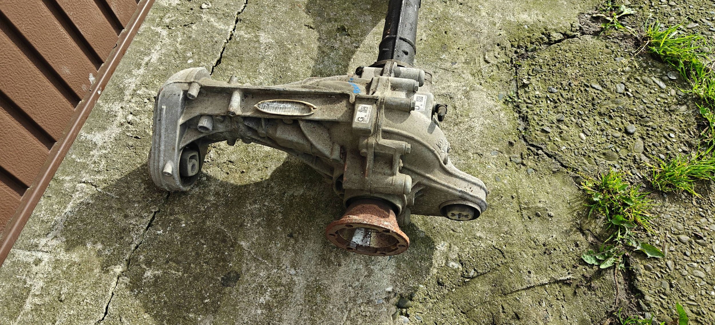 VW Touareg II 7P 10- 3.6 FSI mechanism roznicowy front differential diff