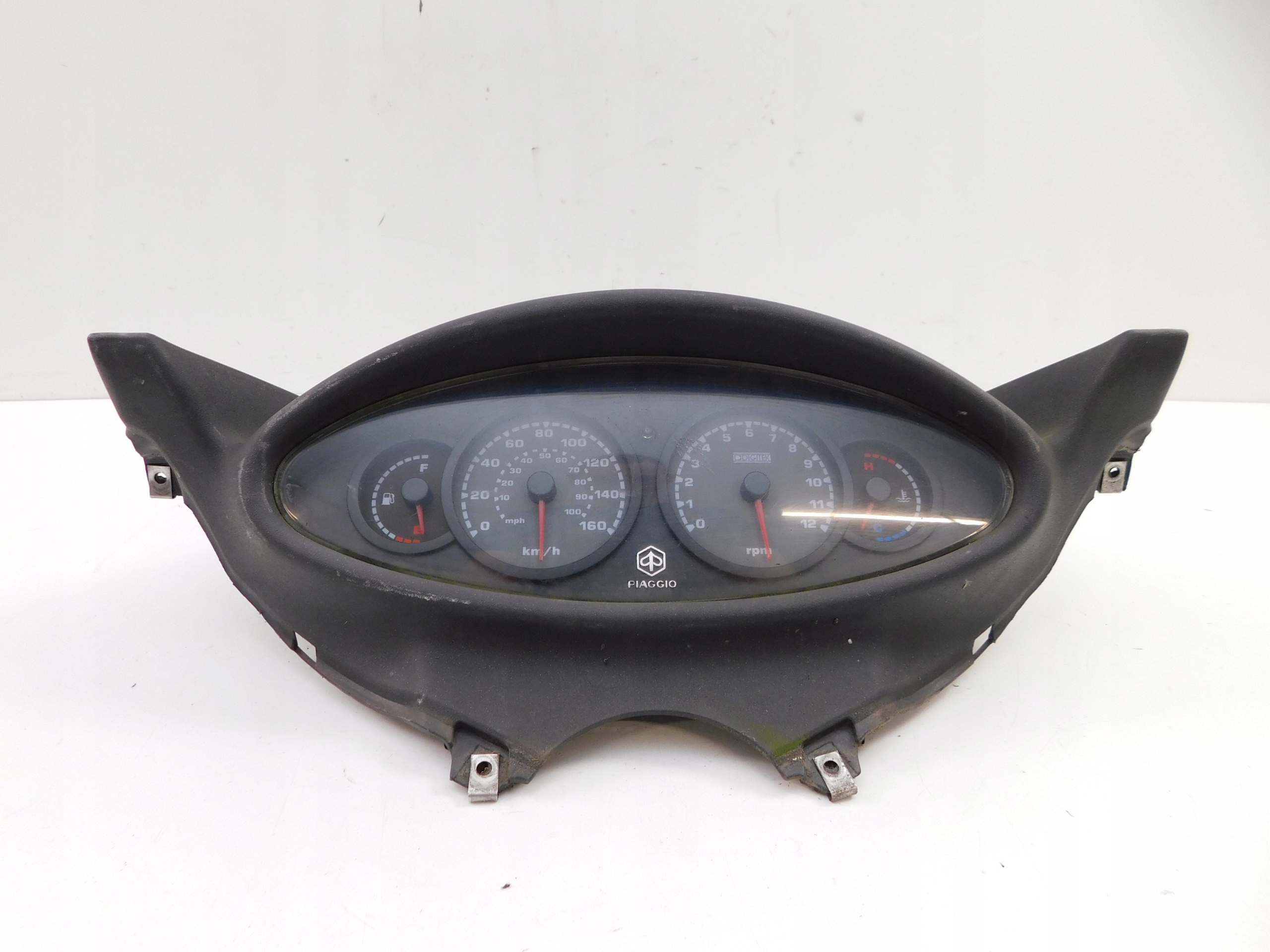 PIAGGIO X9 125 лічильник + підшерсток