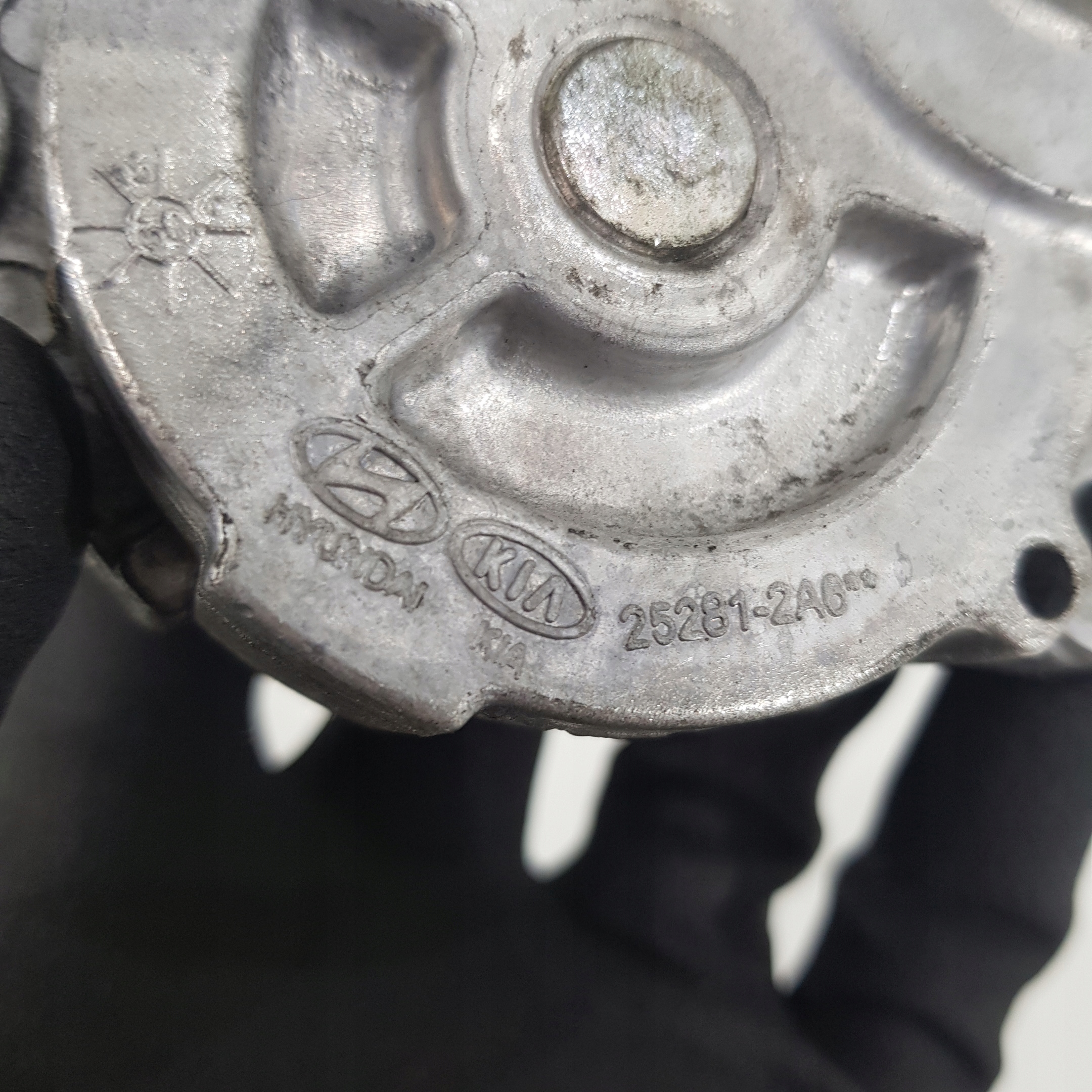 španovákem KIA HYUNDAI 1.7 CRDI D4FD 25281-2A6