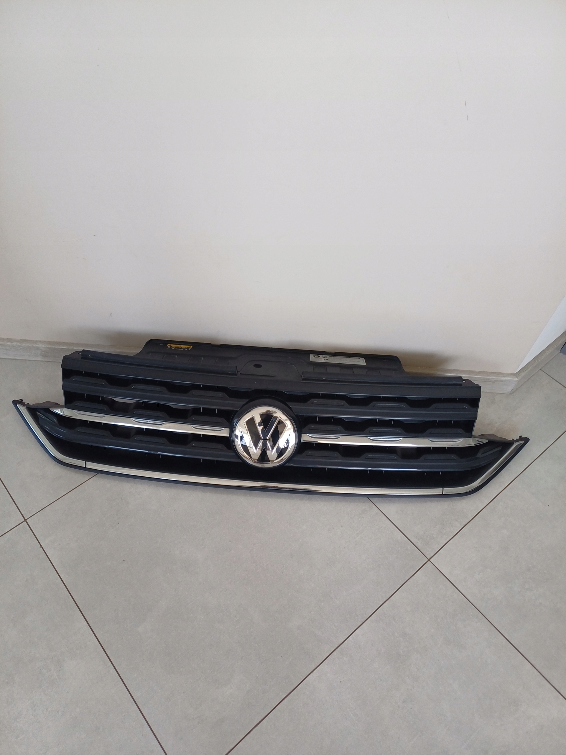 Grille VW T- CROSS 2GM853653A