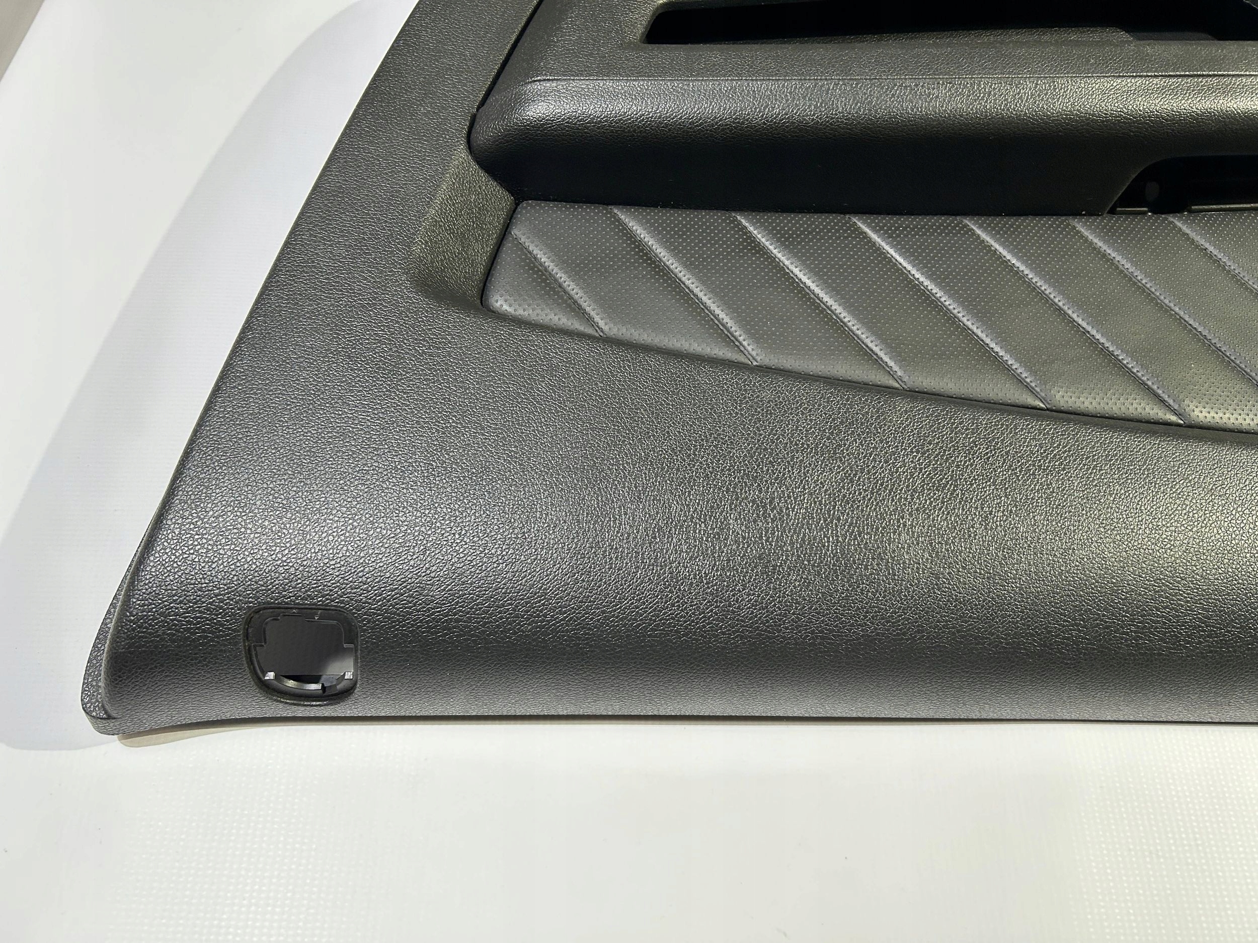 side upholstery side door right prawych Ford Mustang Premium V 2010