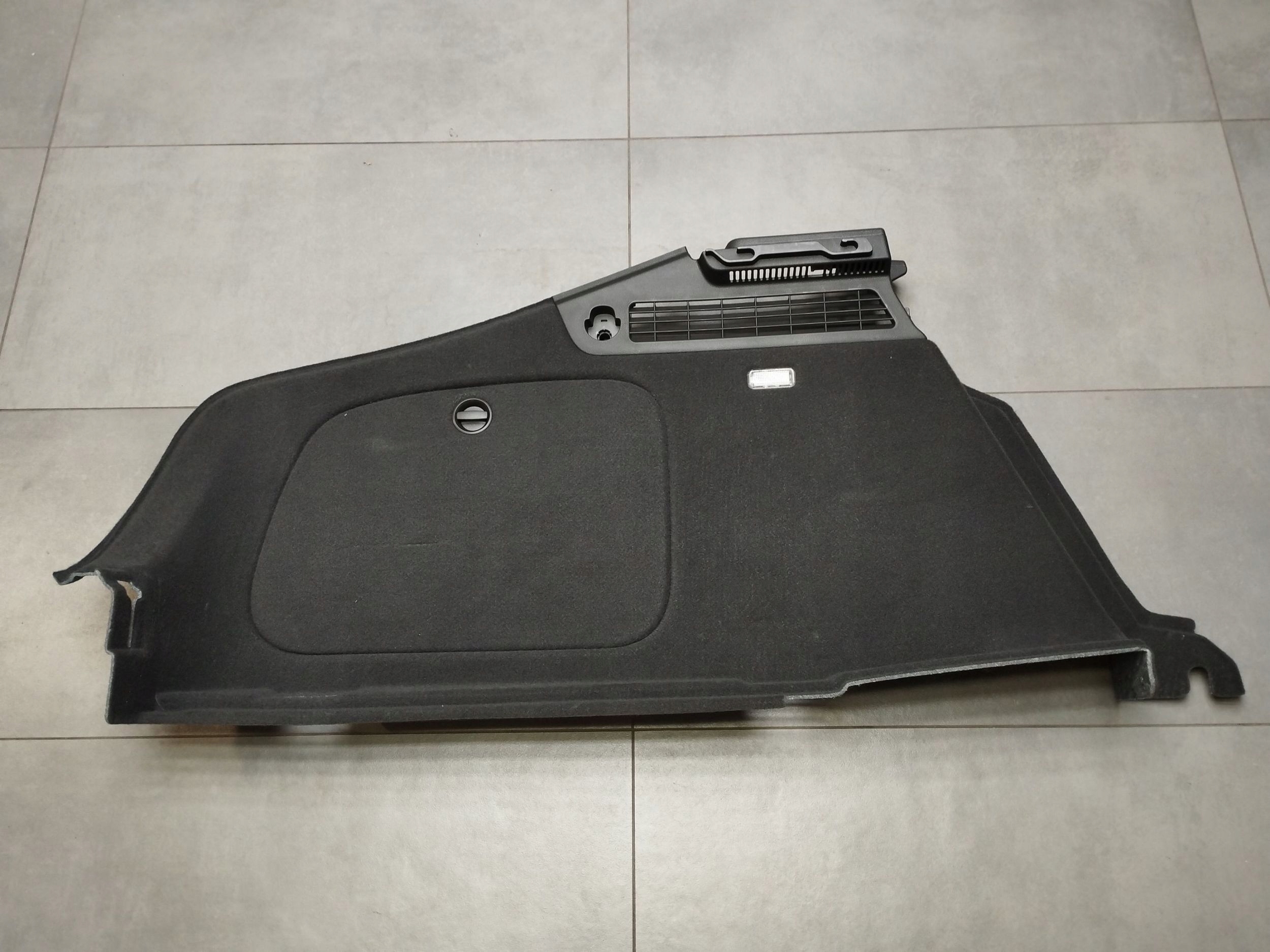 Audi A5 Sportback 8TA boot upholstery left rear part 8T8863879P