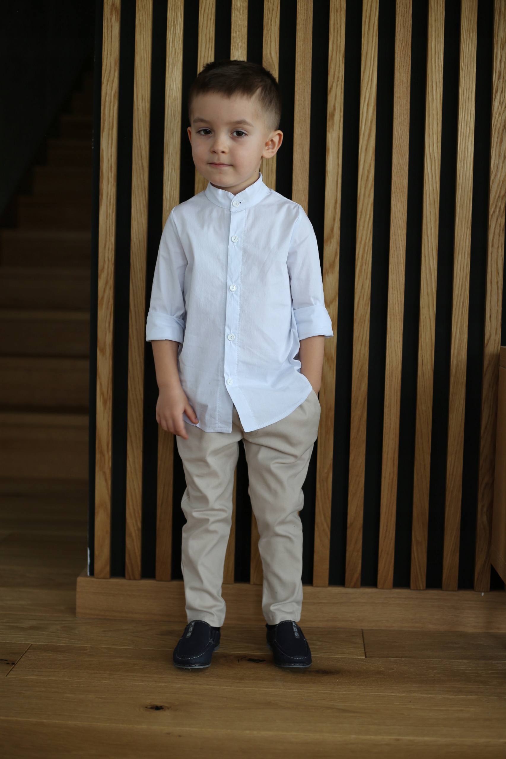 Koszula CHŁOPIĘCA elegancka BIAŁA bawełna wygodna do szkoły galowa 140 146 Rozmiar (new) 140