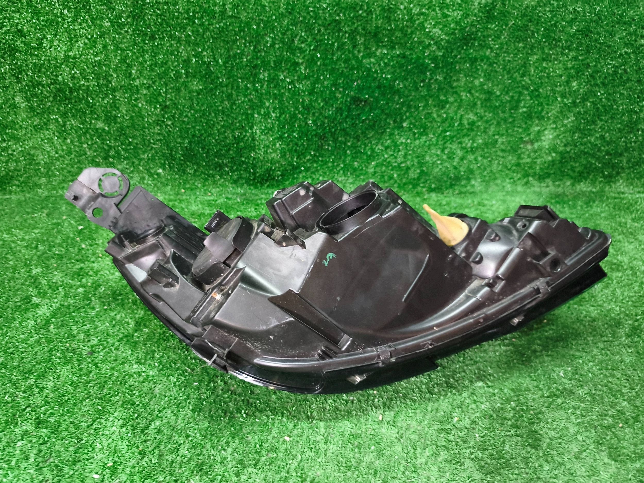 REFLEKTOR left front PEUGEOT 308 II T9 17- LIFT LED NR.1590