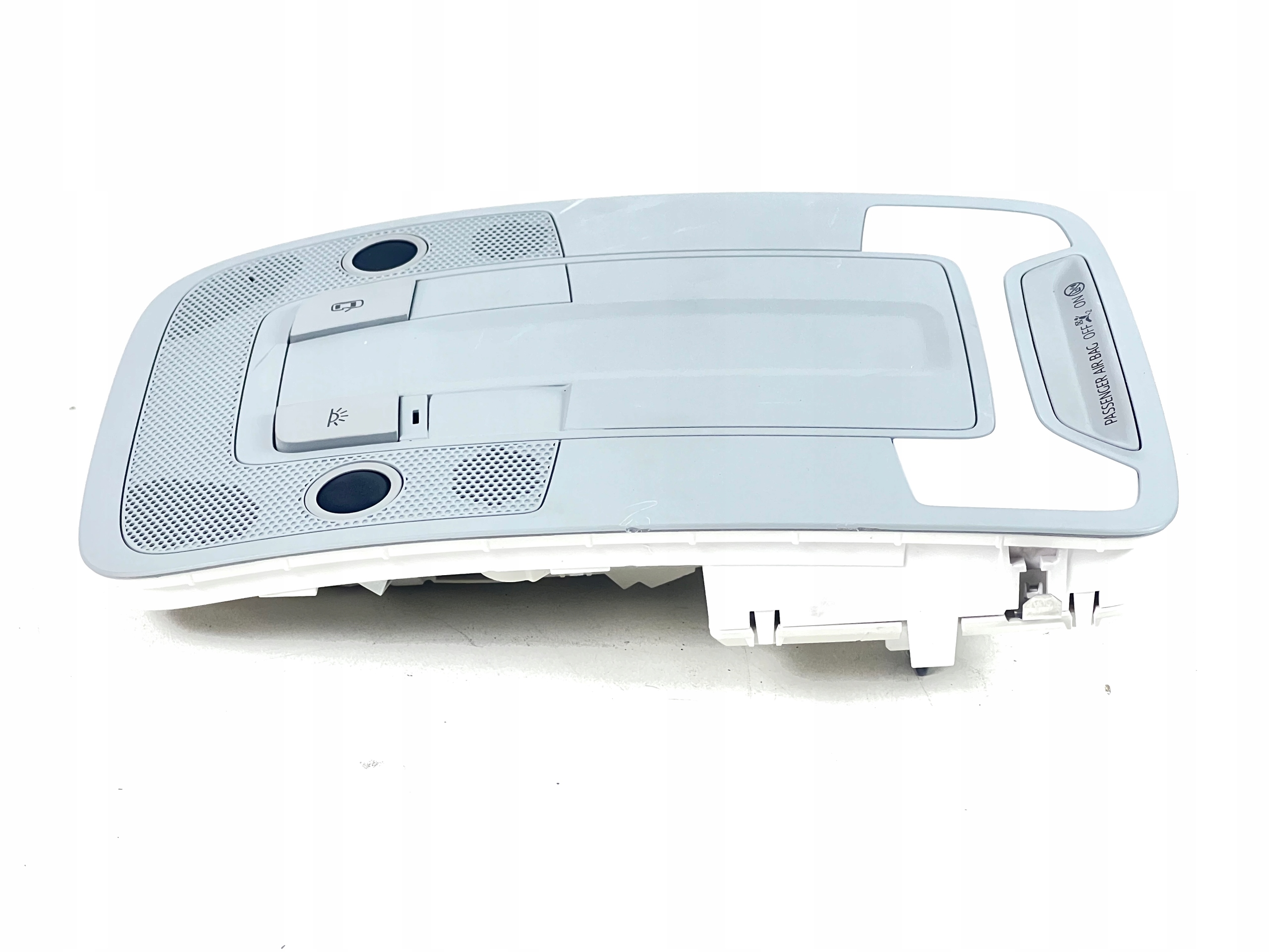 LAMPKA PODSUFITKI AUDI A3 8V Q2 81A 81A947135E