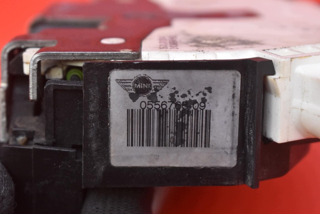 lock door left front front EU 0556768-09 MINI COOPER ONE R56 HB 06-15