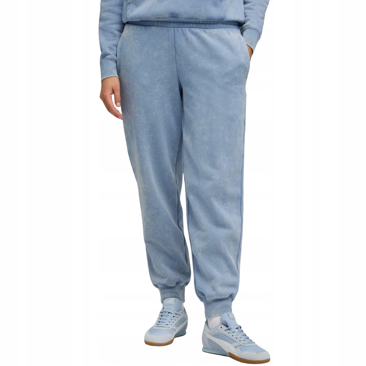 Dámské kalhoty Puma Ess Elevated Comfort Wash Sweatpants modré 688104