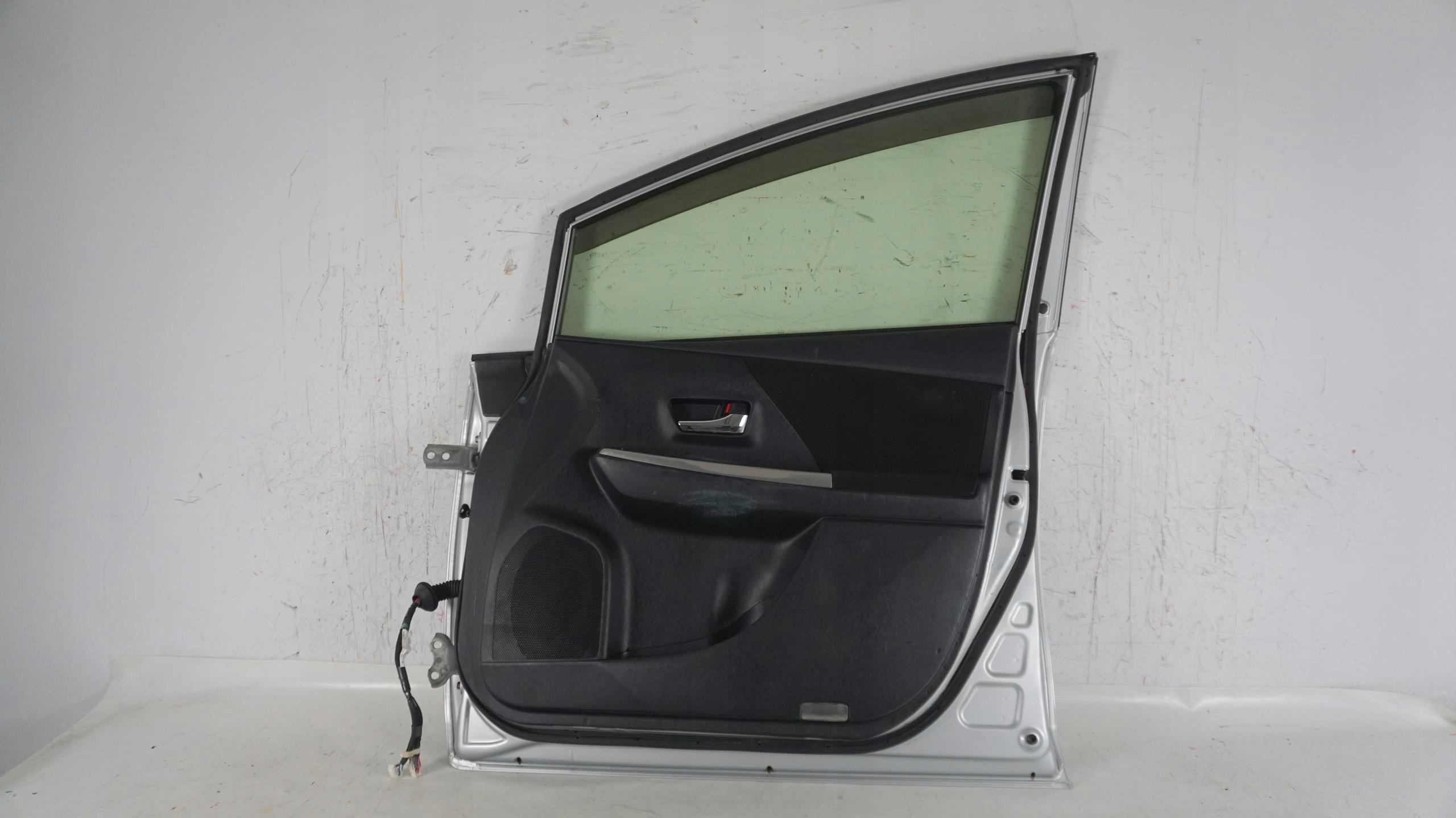 door right front right front TOYOTA PRIUS+ LIFT PRIUS + plus 15-18 1F7