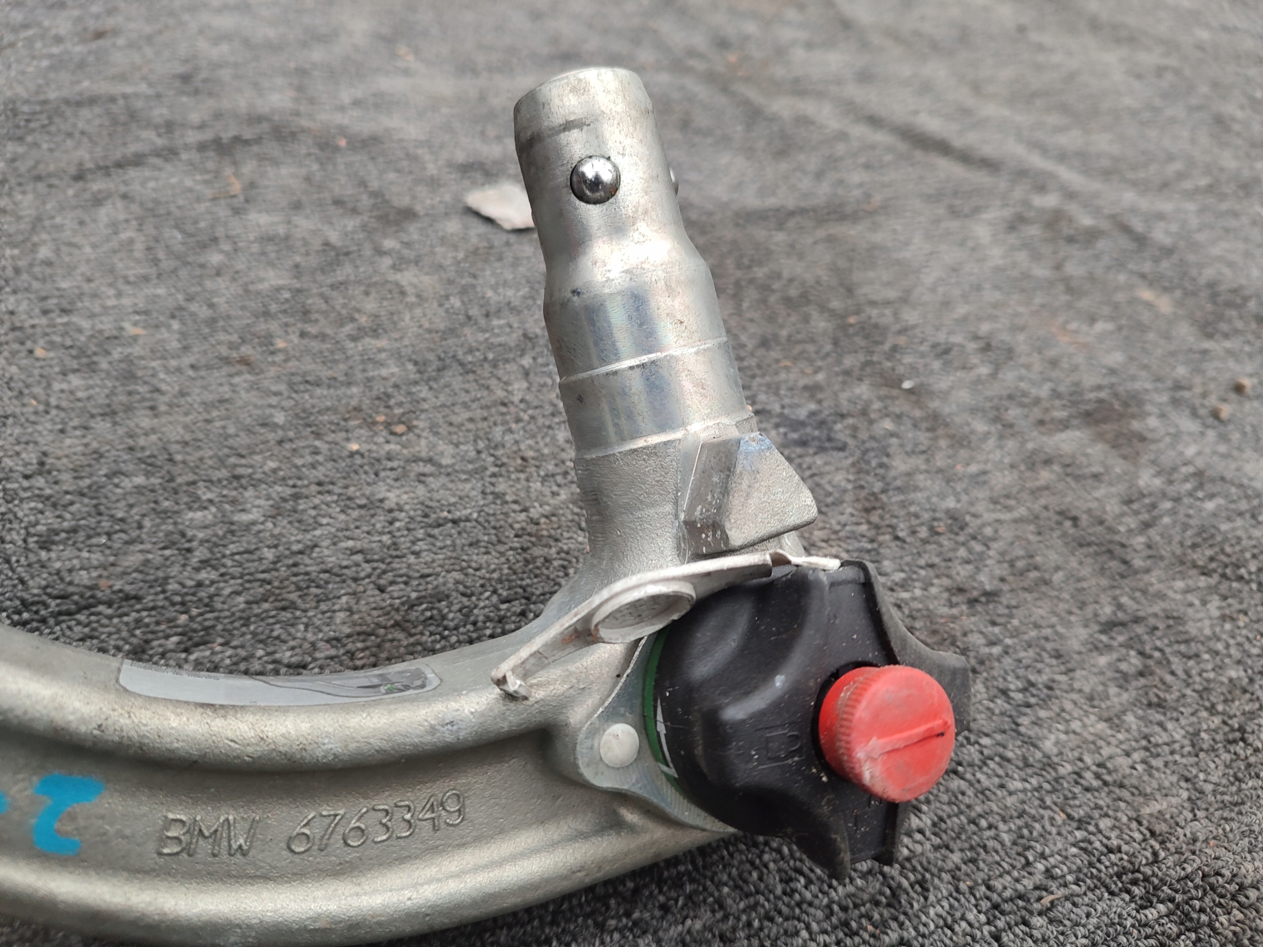 tow WPINANY BMW E87 6763349