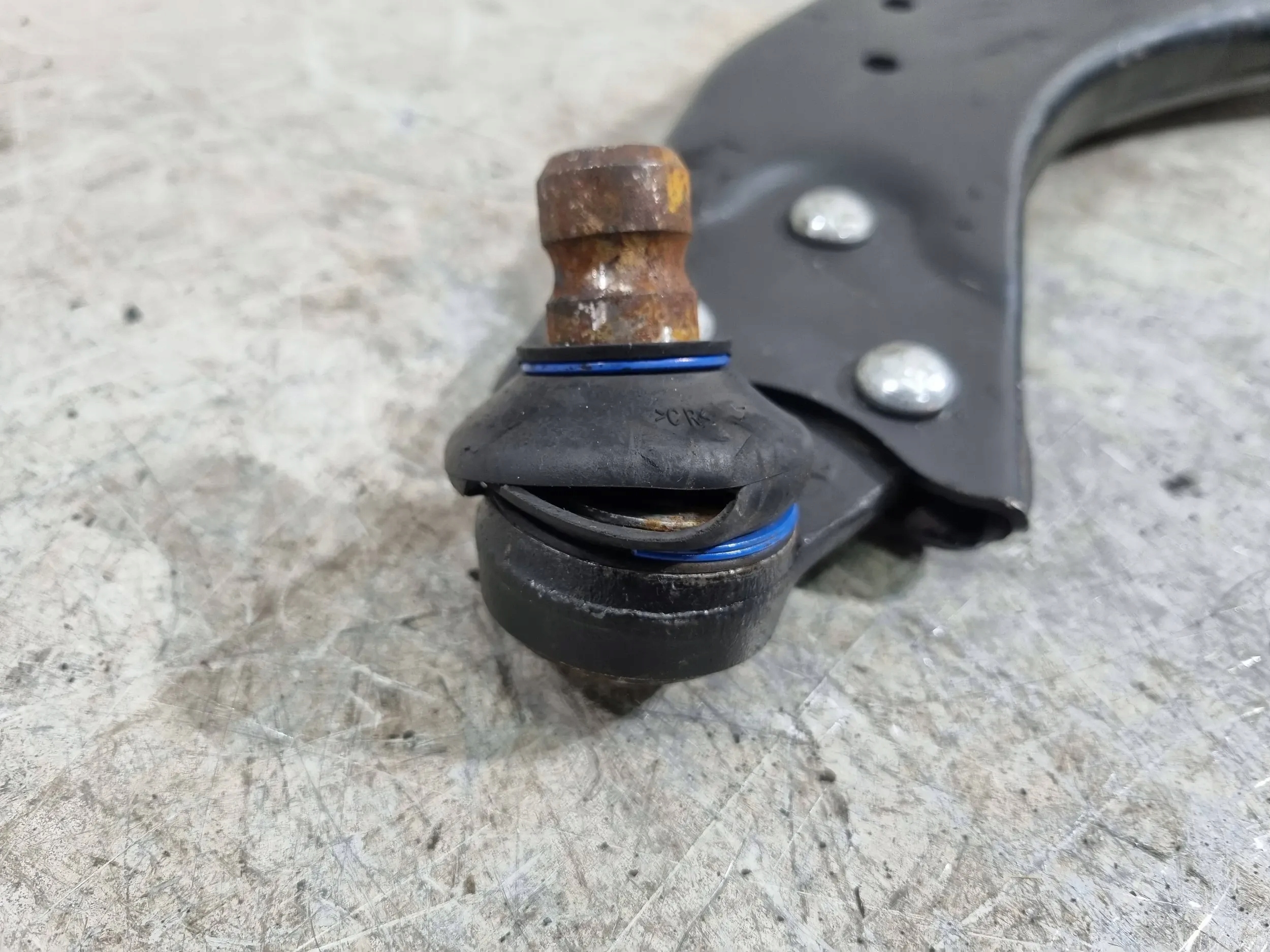 arm front right AV615019EK FORD C-MAX MK2