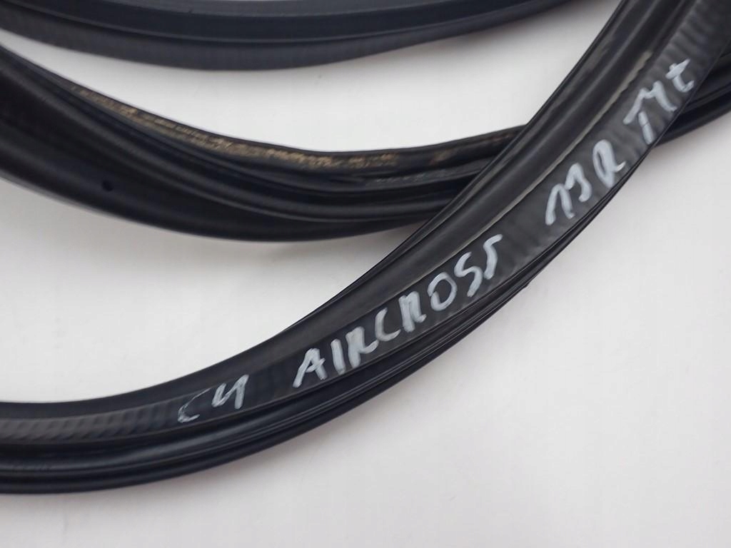 USZCZELKA KLAPY TYŁ BAGAŻNIKA CITROEN C4 AIRCROSS 13R Wersja Europejska