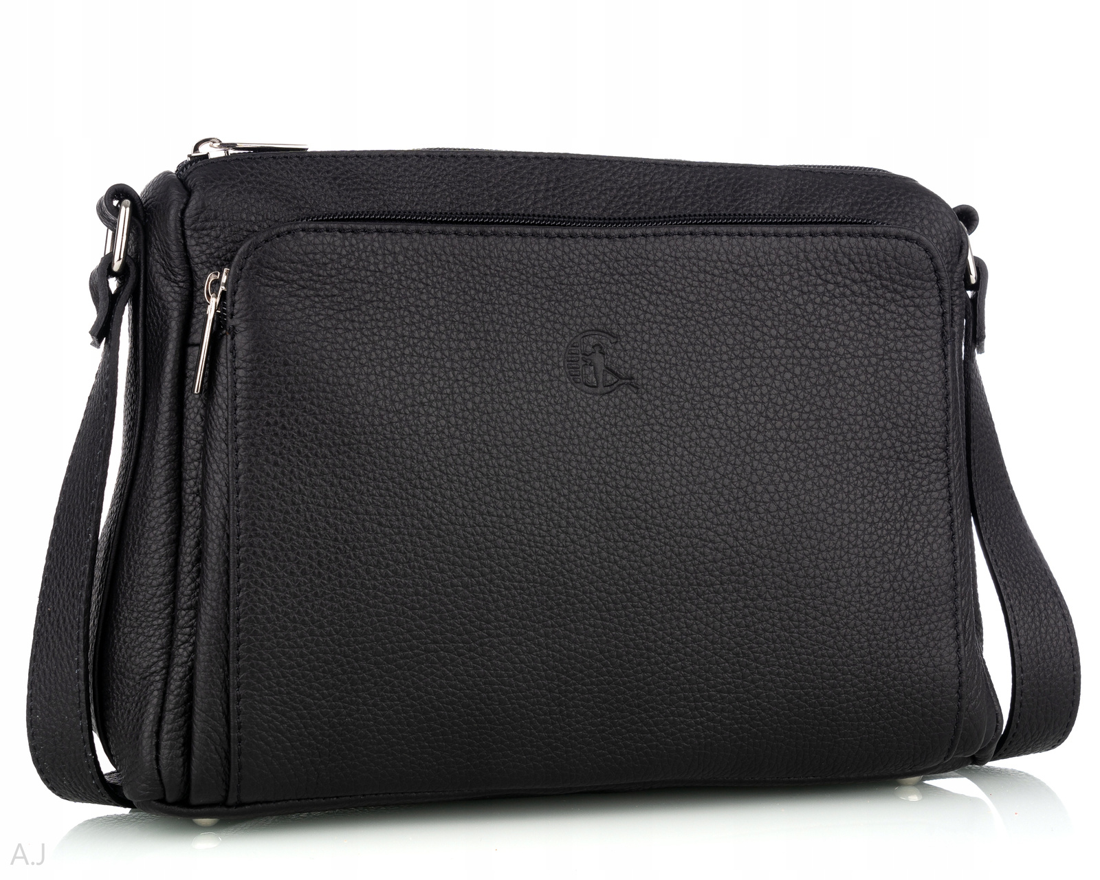 Dámská kožená kabelka přes rameno klasická z kůže černá odolná polská