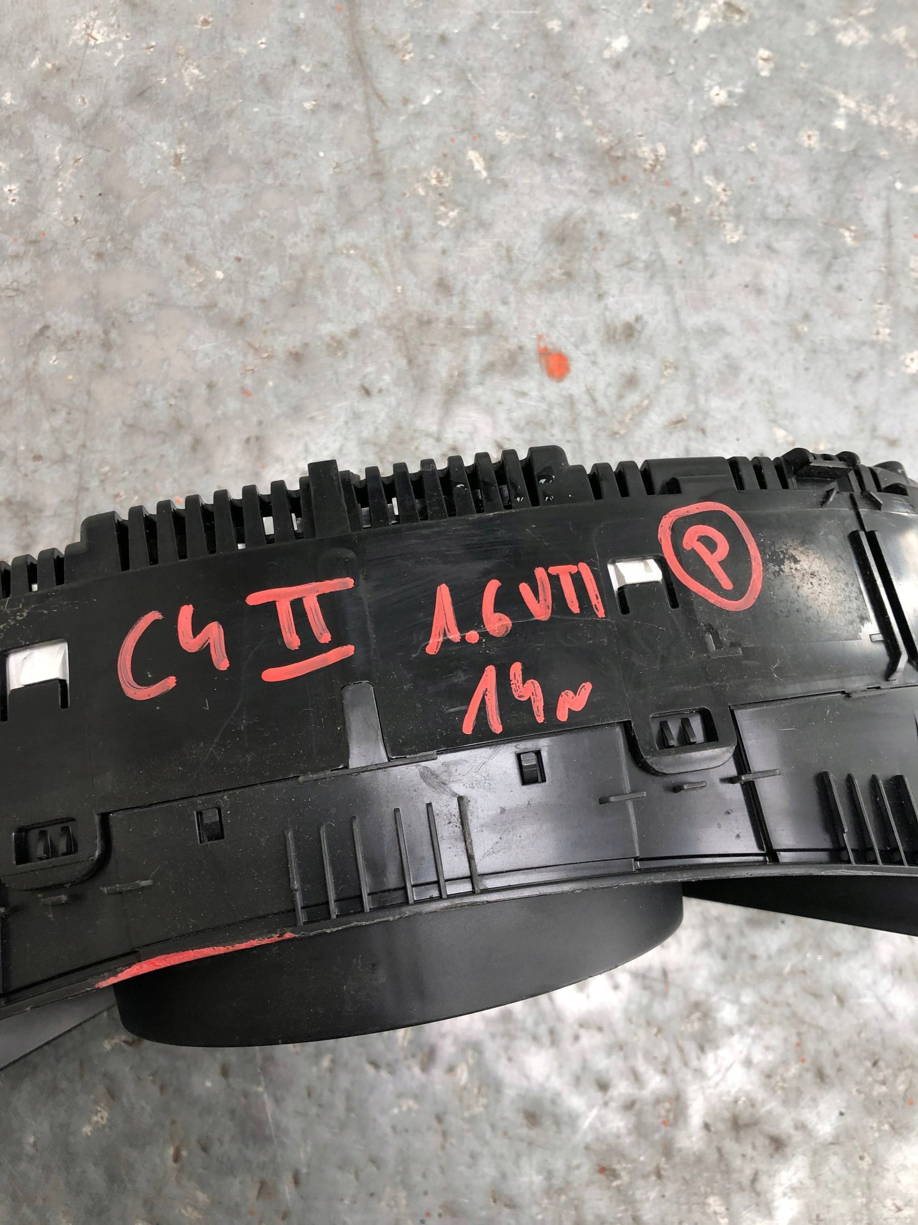 dials dials CITROEN C4 II A2C82218200
