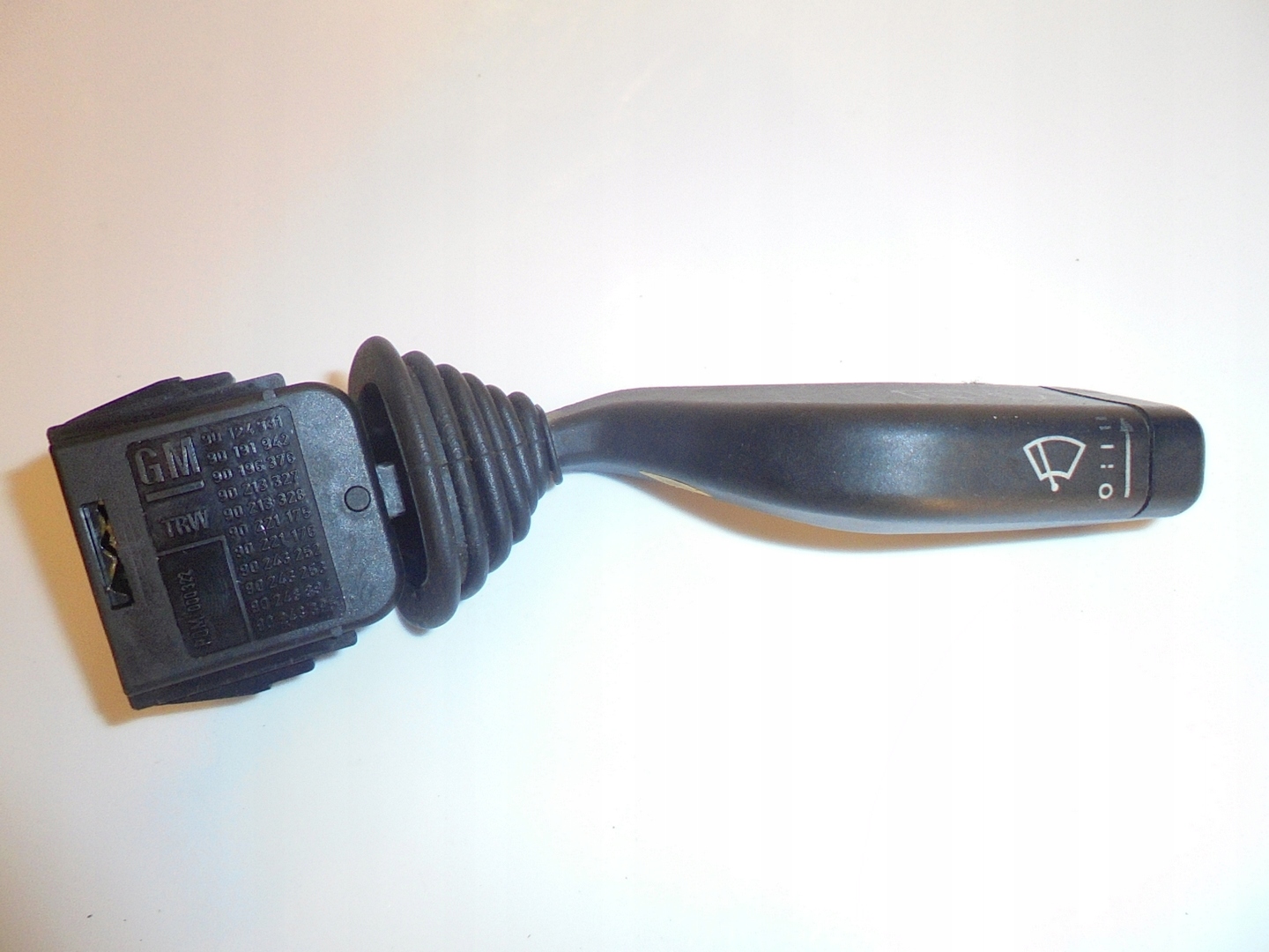 Commodo essuie glace OPEL 90124931