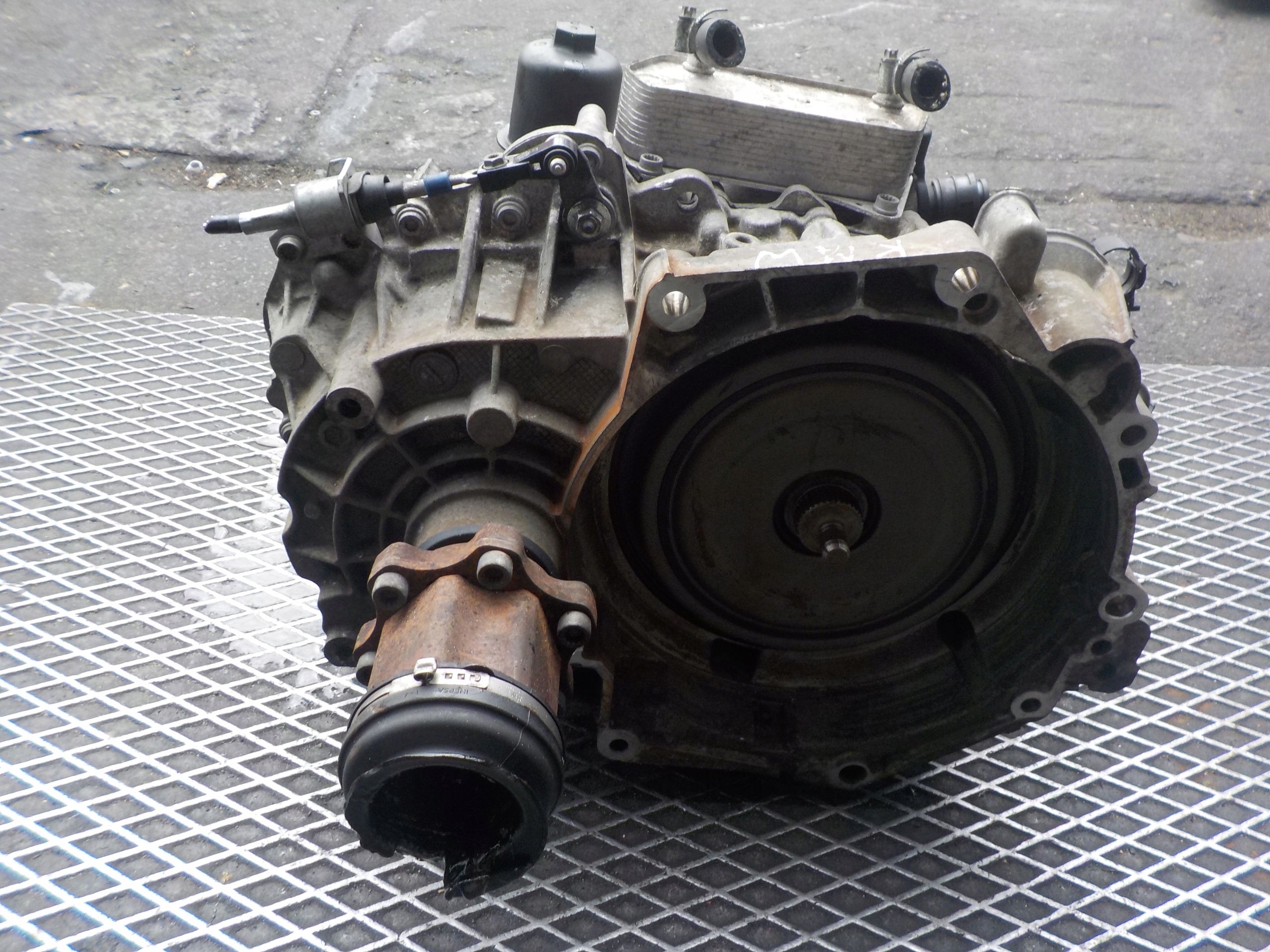 VOLKSWAGEN PASSAT B6 2.0 TDI Getriebe KMW