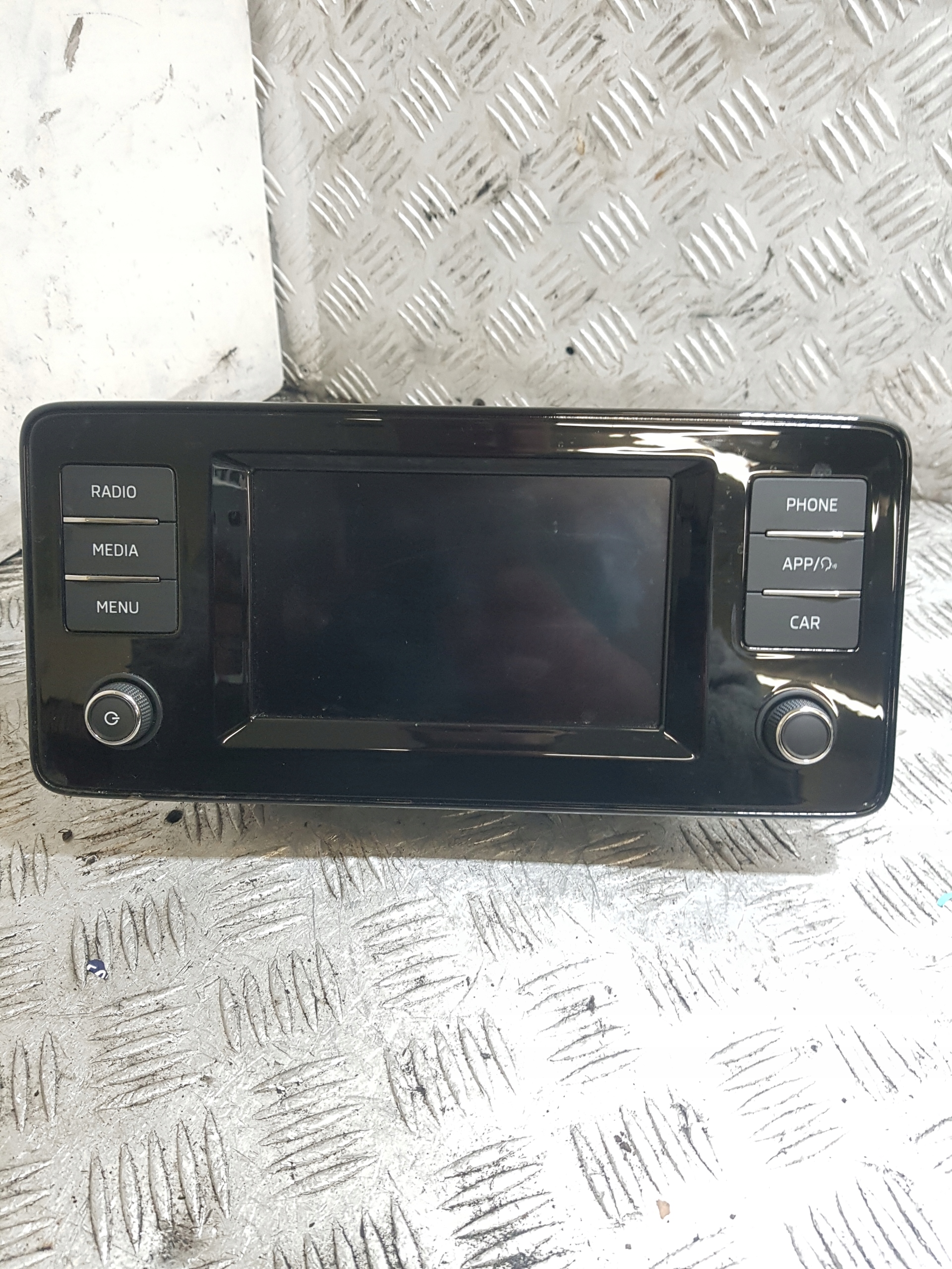 RADIO FABRYCZNE SKODA SCALA