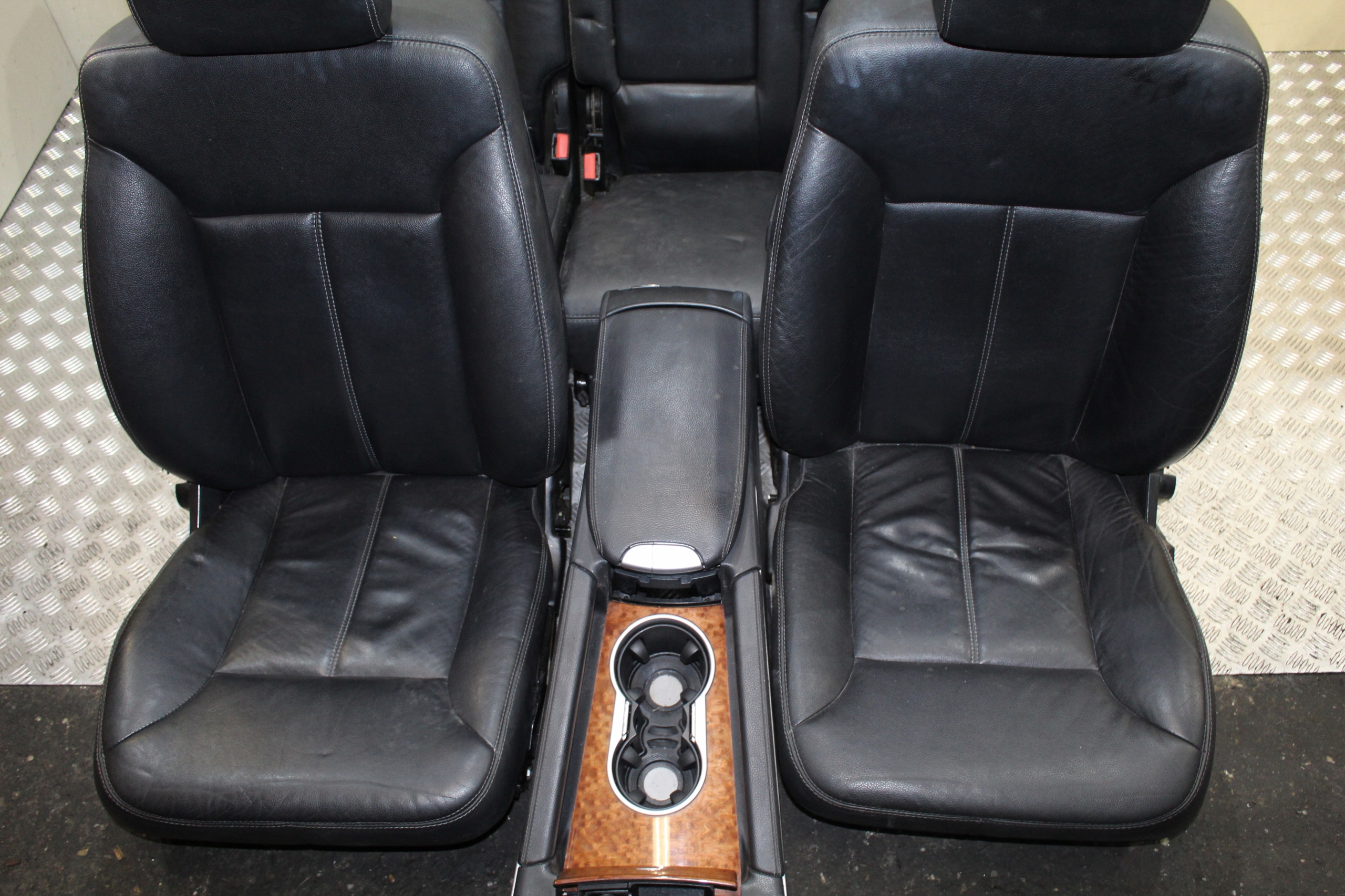 кресла Салон кожа GL W164