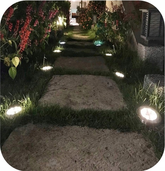 LAMPA SOLARNA OGRODOWA LAMPKI LED GRUNTOWE DYSK CZYJNIK ZMIERZCHU 12 DYSKÓW Długość wbijanego grota 10.7 cm