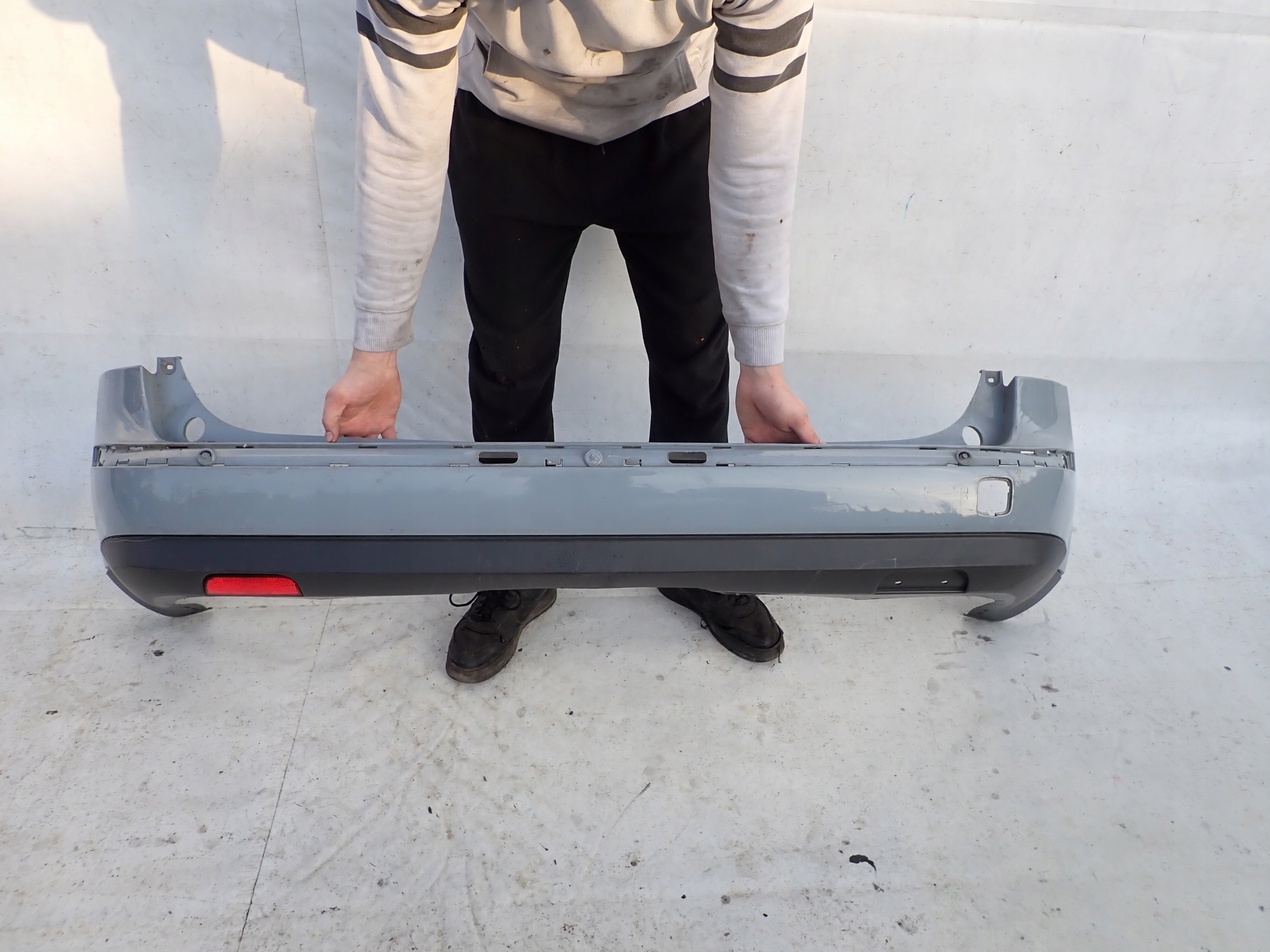 FORD FOCUS MK2 04-07 KOMBI bumper rear part rear