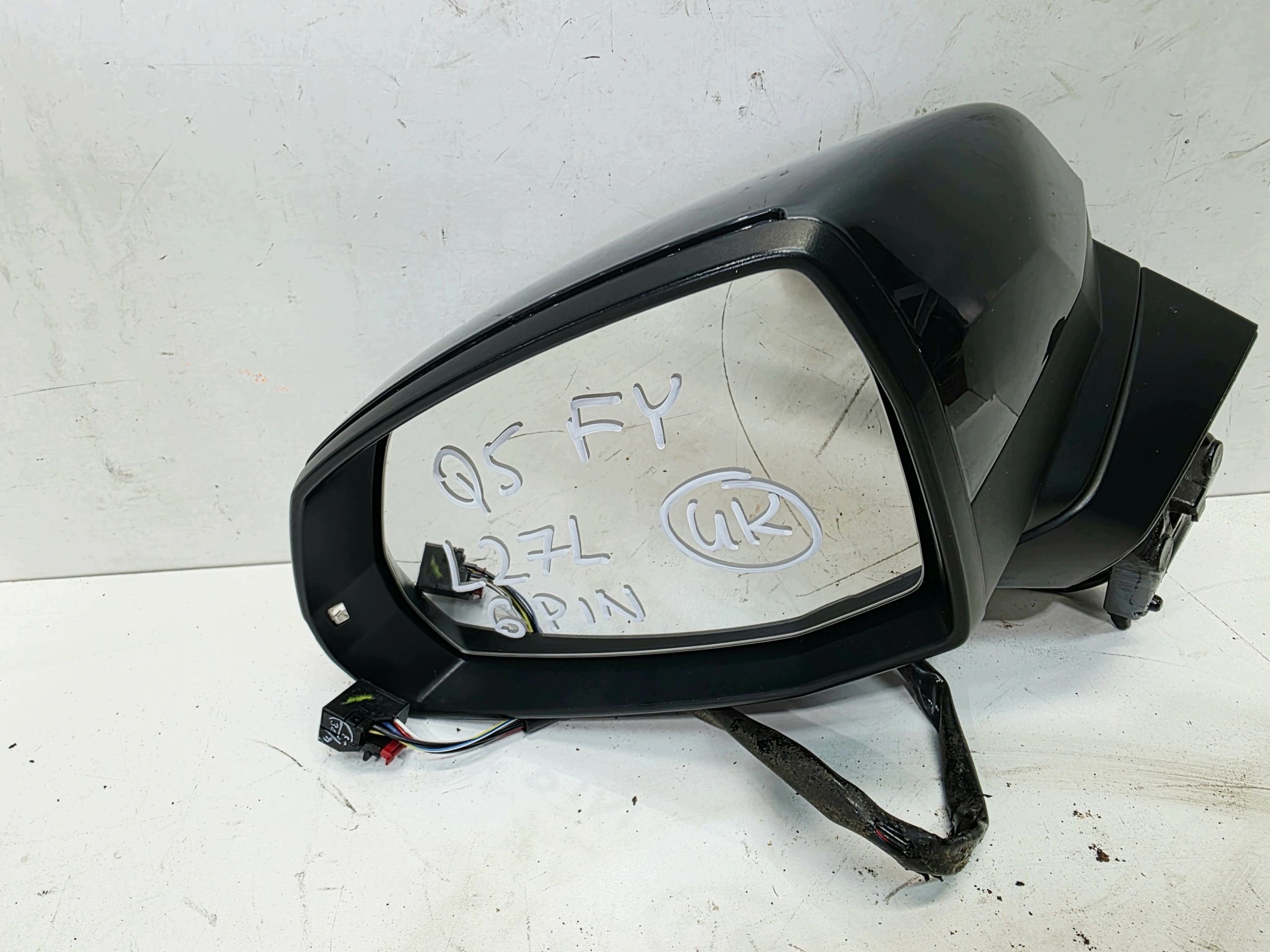 mirror exterior left front AUDI Q5 FY 80C857409B 6 PIN LX7L UK
